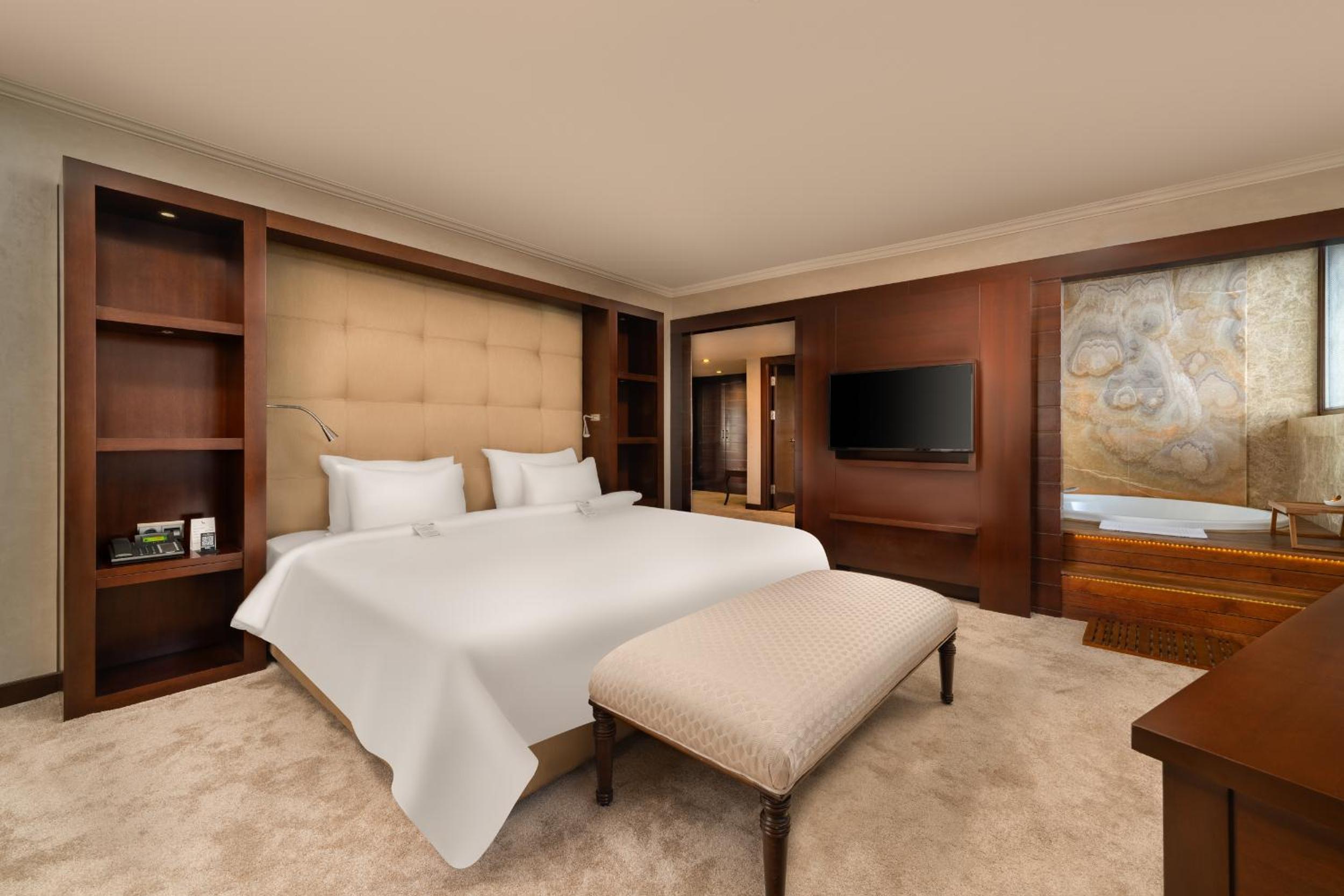 King Suite photo 1