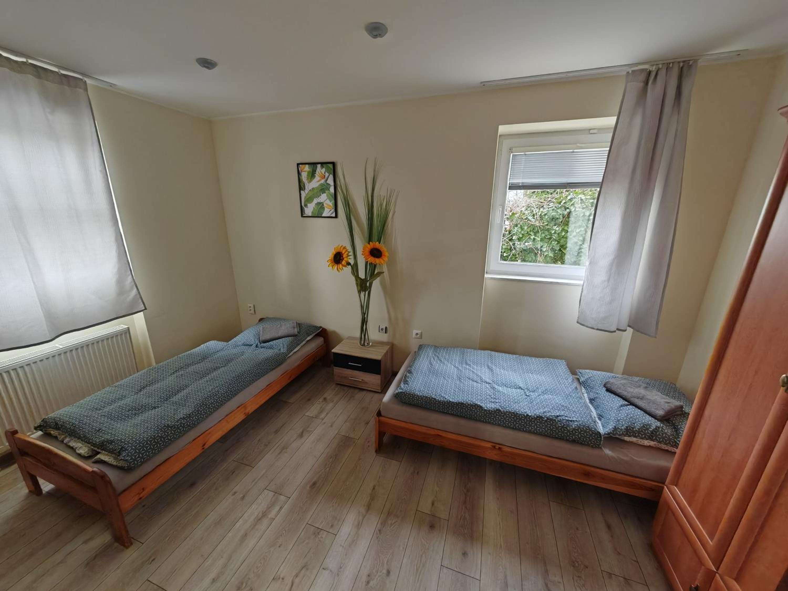 Twin Room with Private Bathroom photo 1