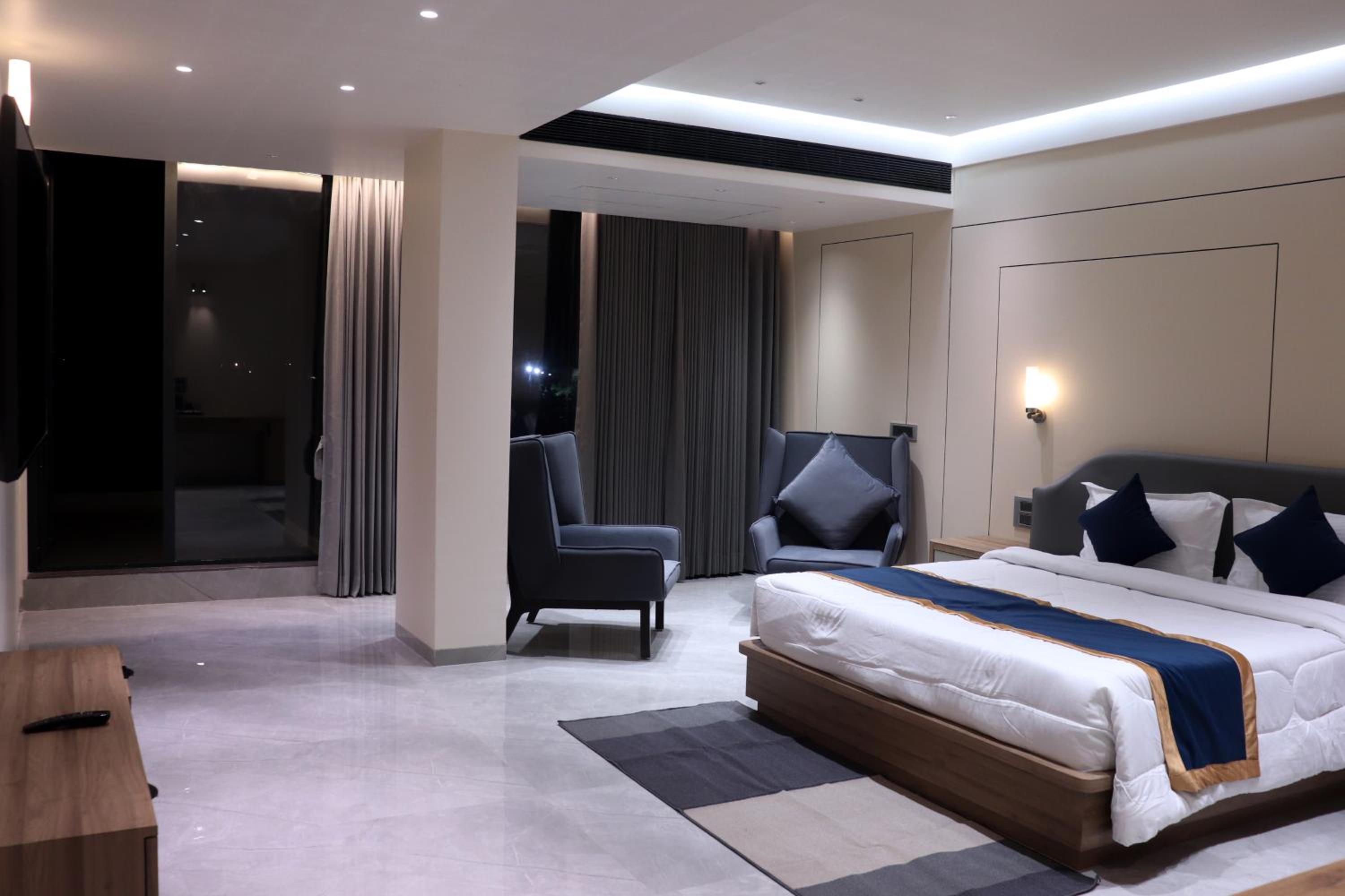Presidential Suite photo 3