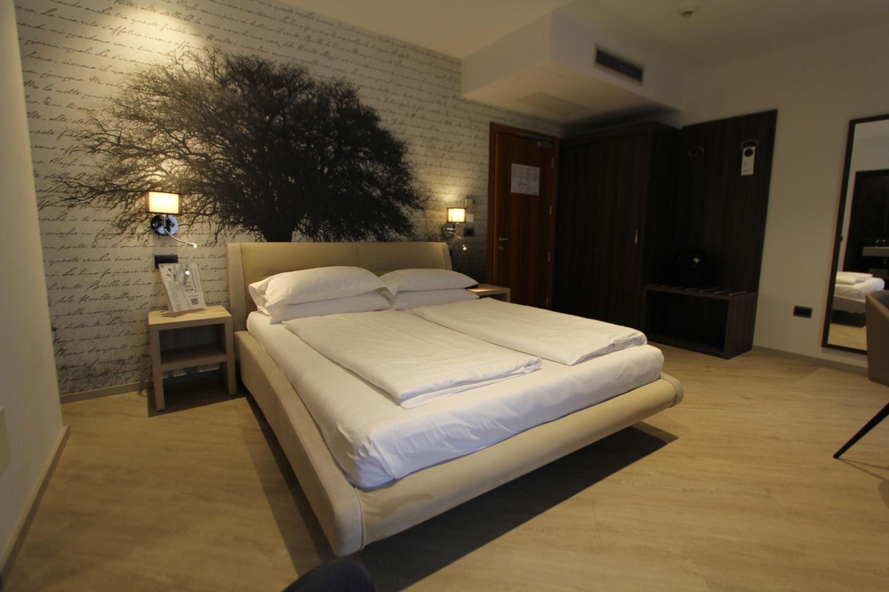 Superior Double Room with Balcony photo 1