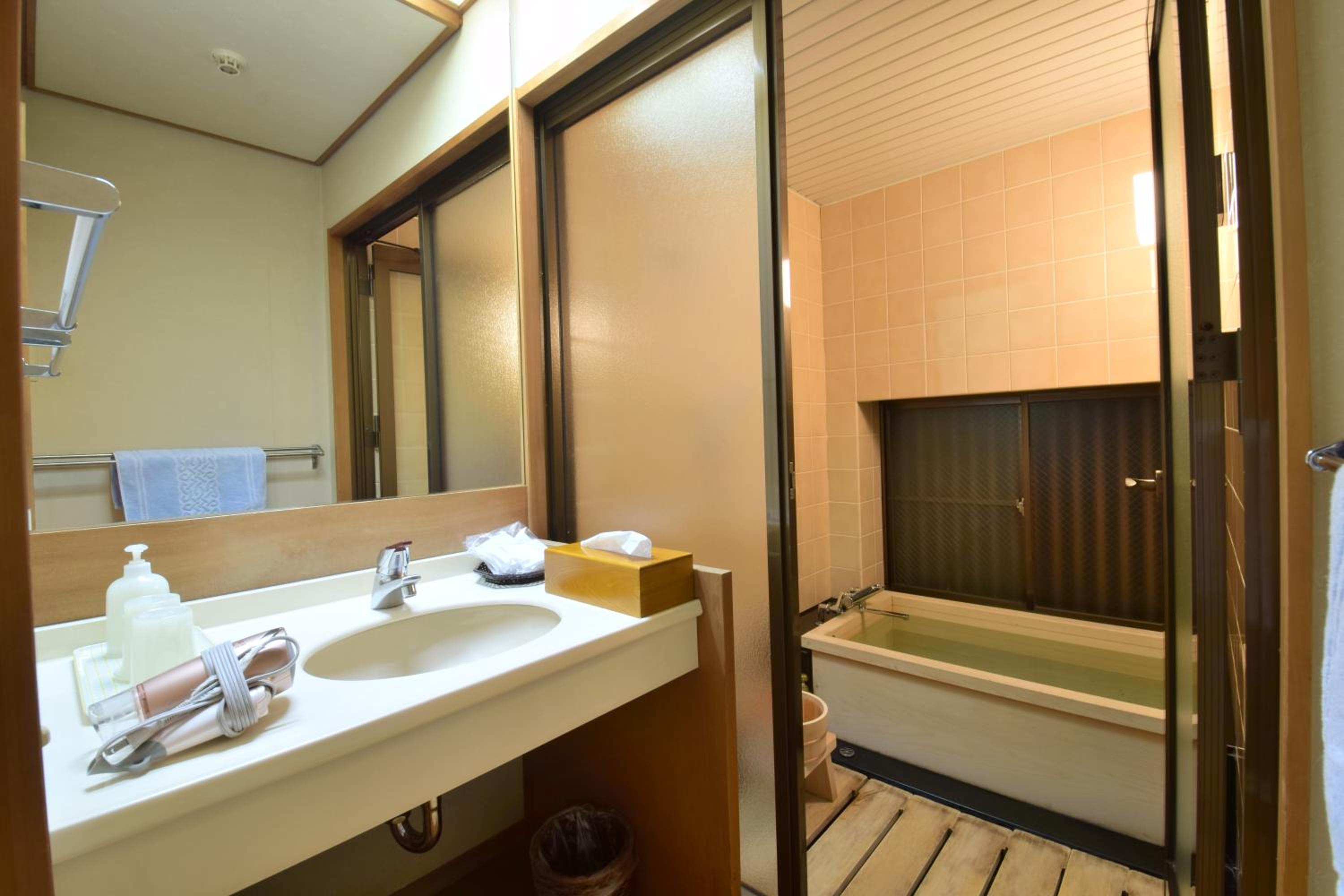 Standard Triple Room photo 3