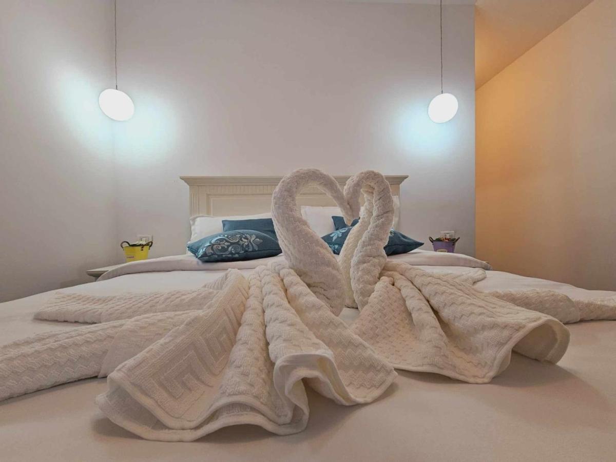 Double Room With Lake View photo 1