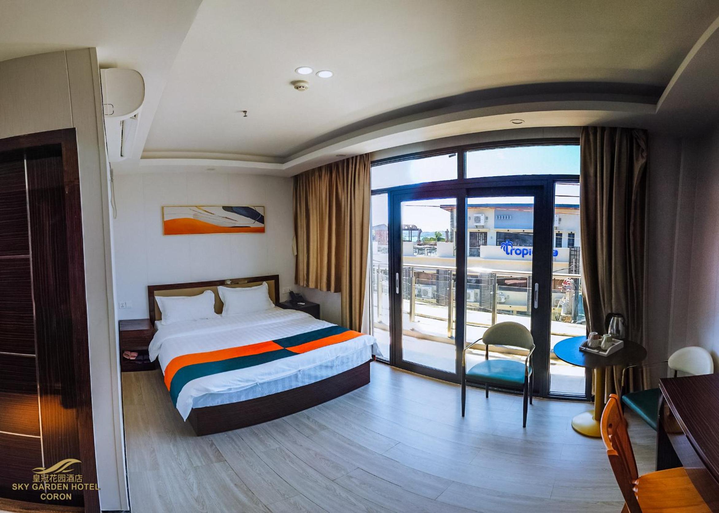 Deluxe Double Room with Balcony - Photo 33