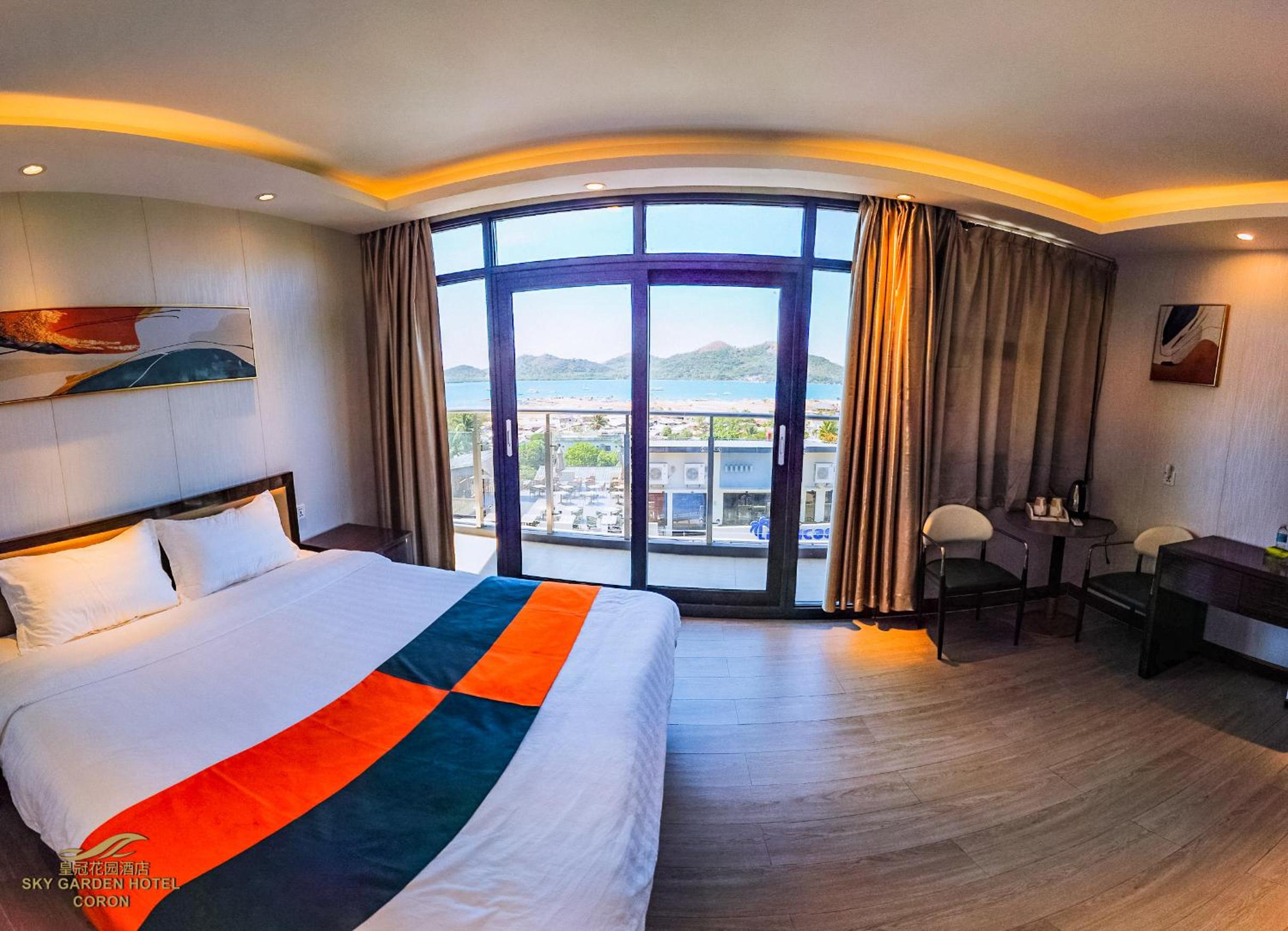 Deluxe Double Room with Balcony - Photo 1