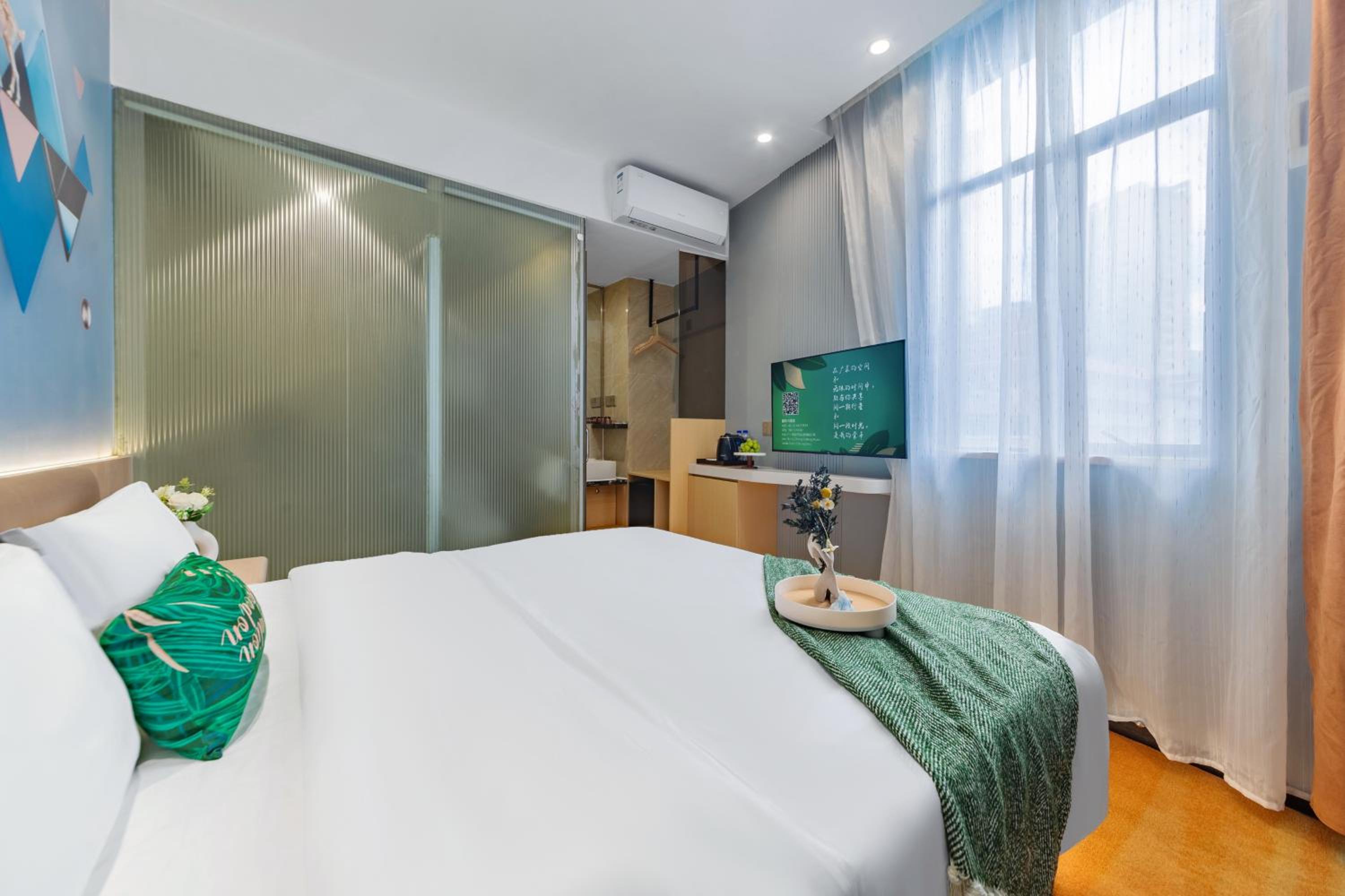 Deep Sleep King Room photo 3