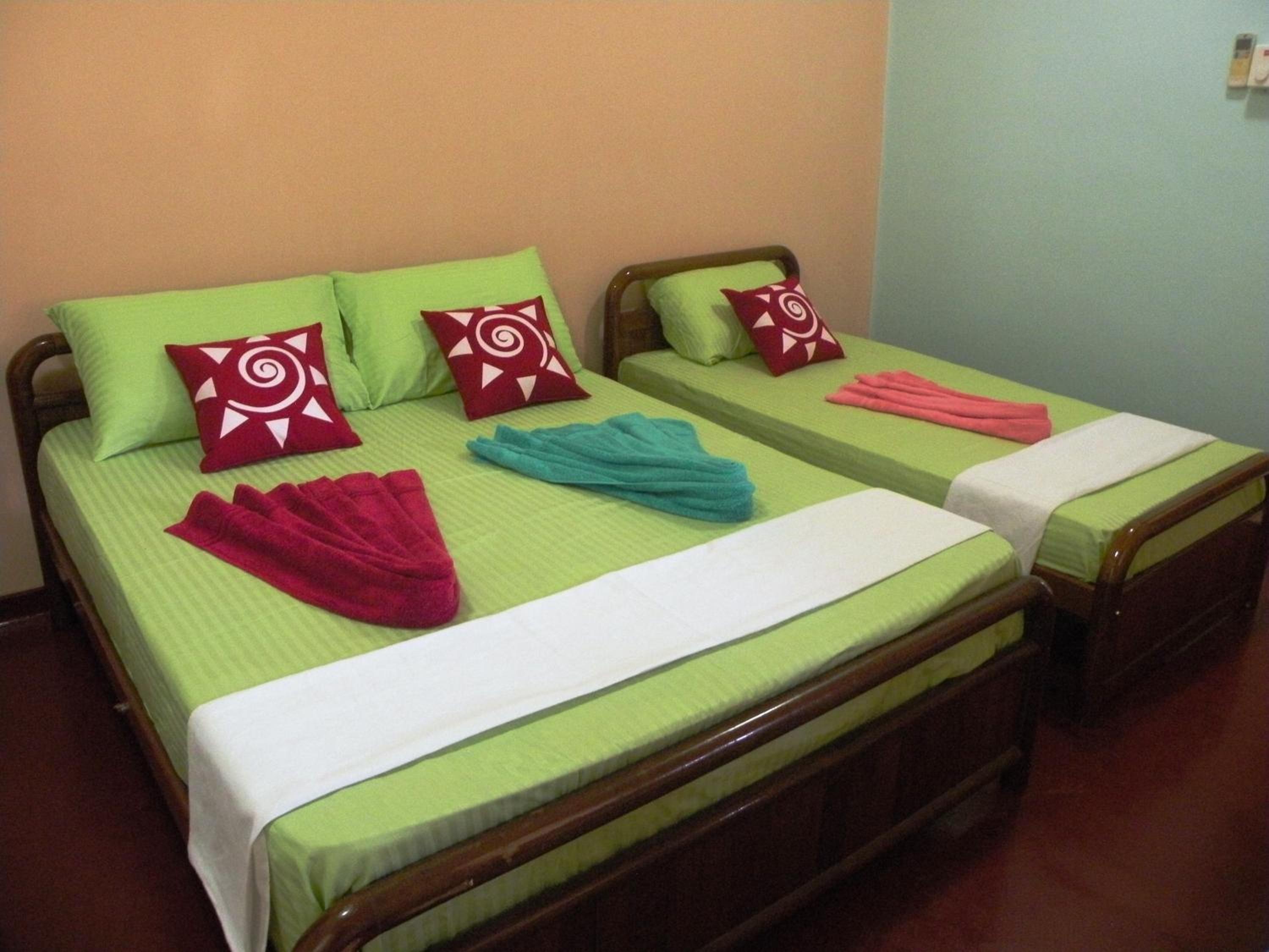 Double or Twin Room with Private Bathroom and AC photo 3
