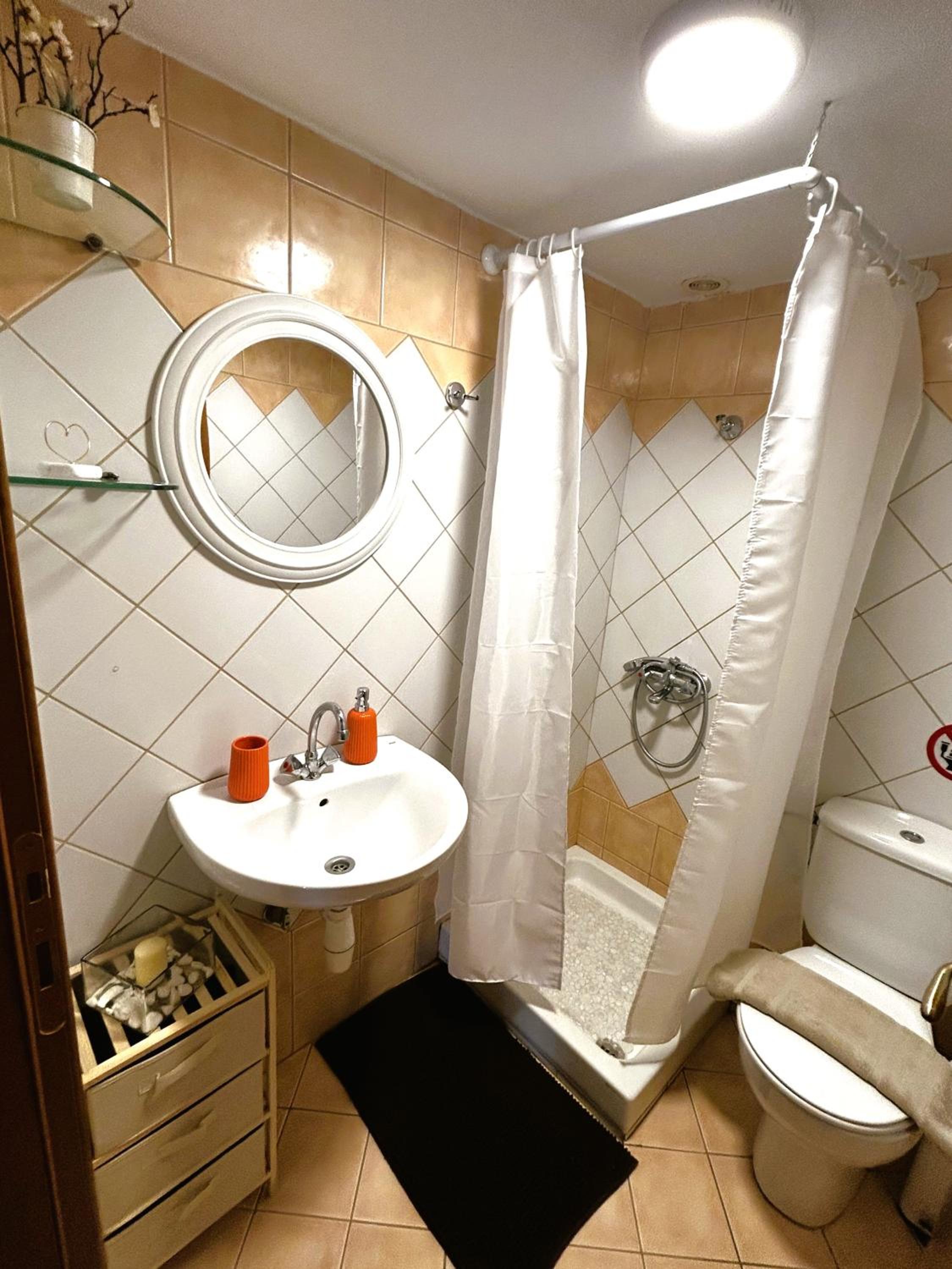 Three-Bedroom Villa photo 2