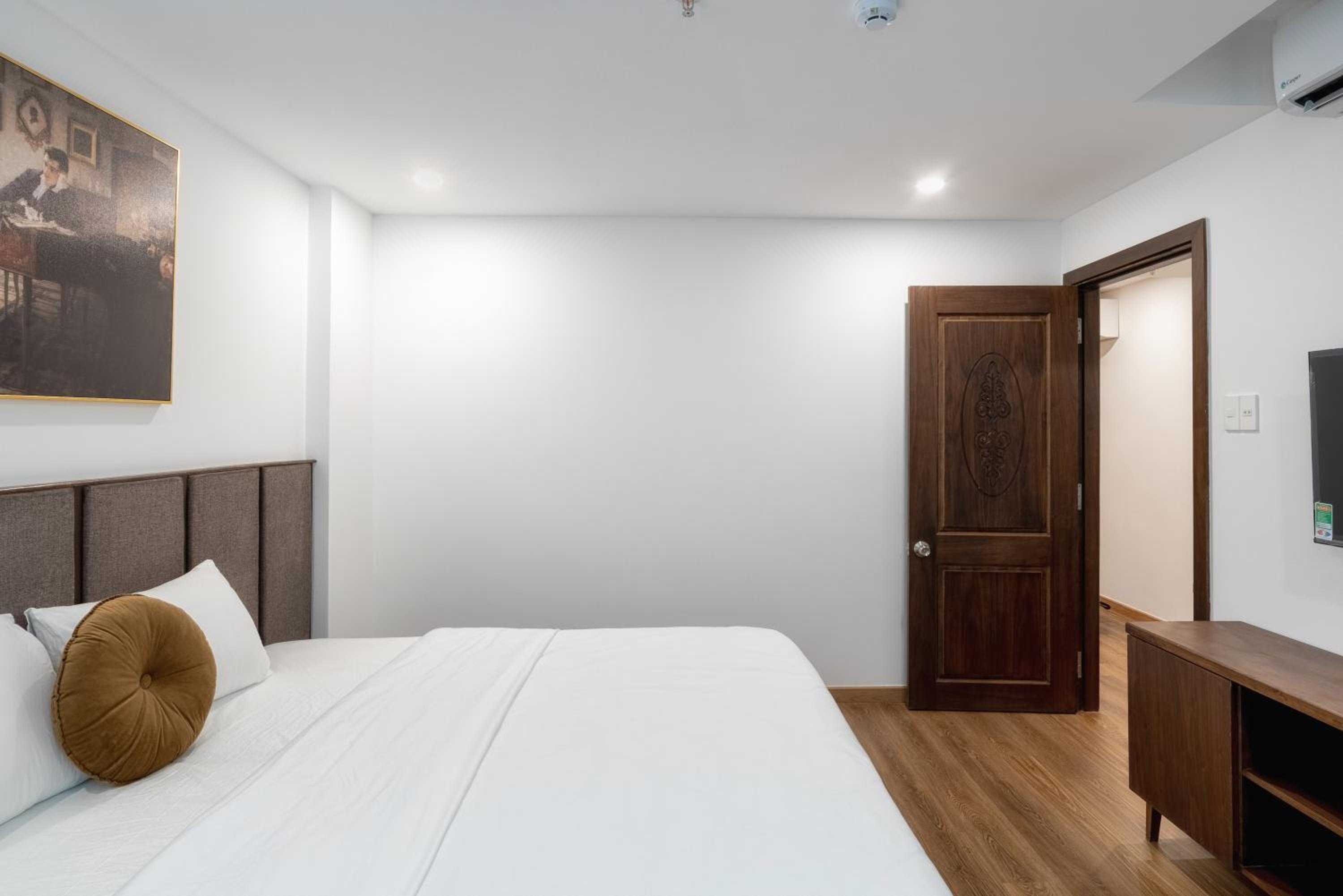 Apartment - Photo 3