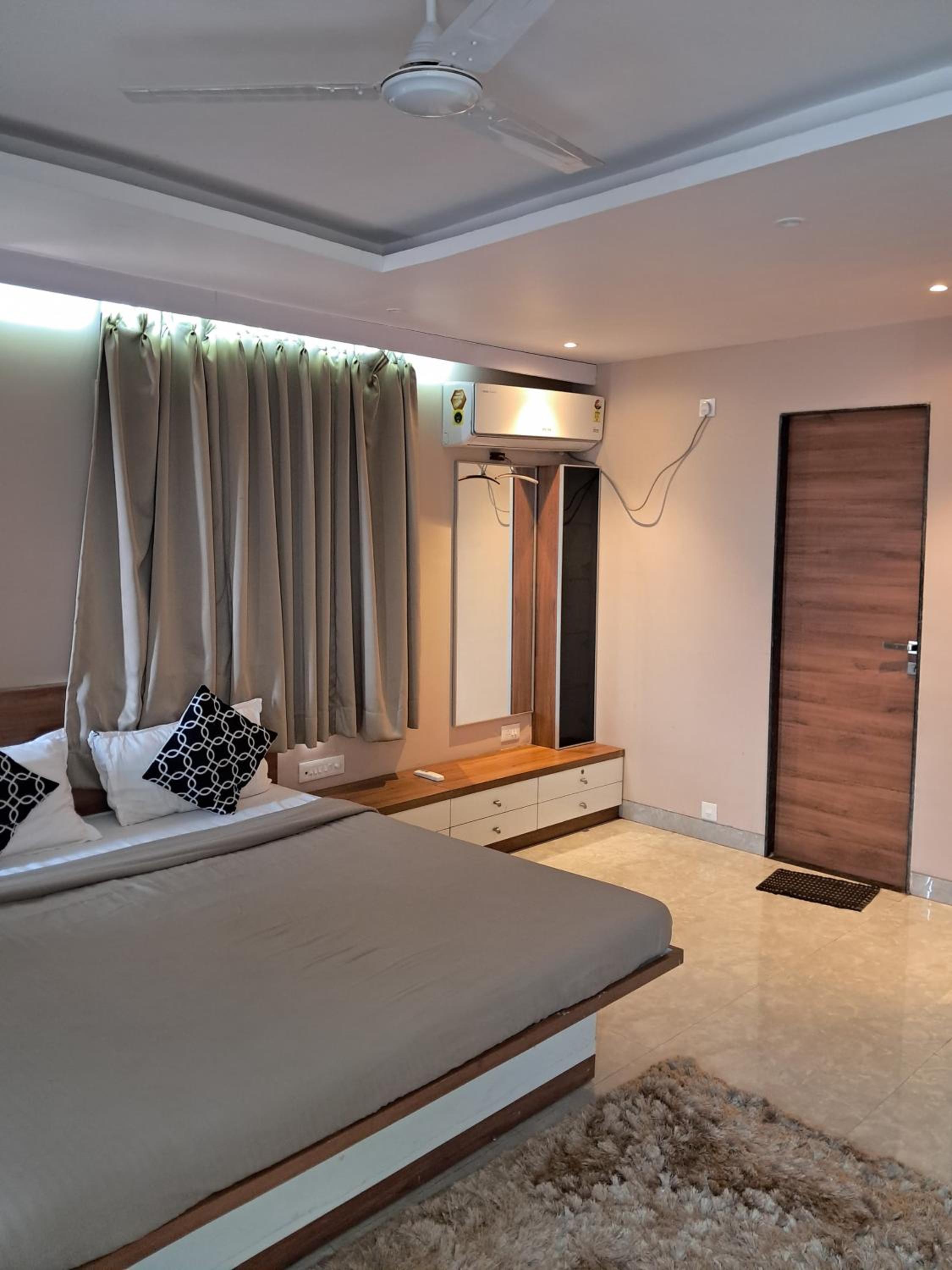 Suite With Balcony photo 1
