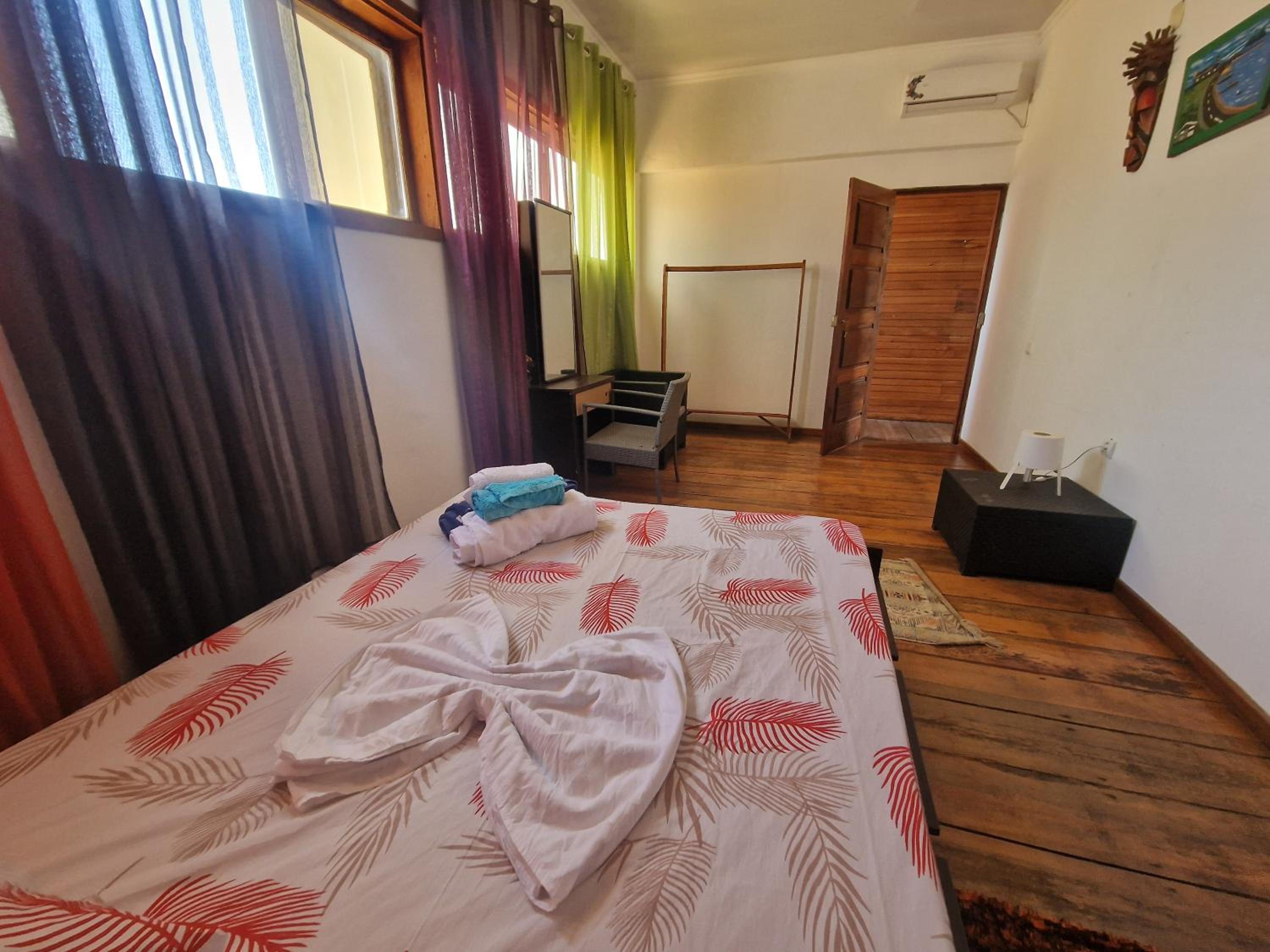 Deluxe Double Room with Sea View photo 2