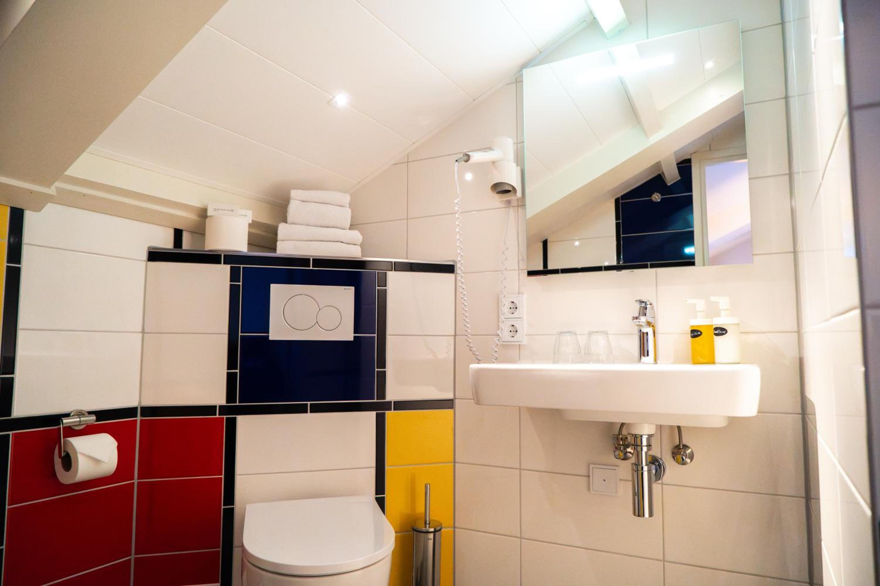 Double Room - Photo 6