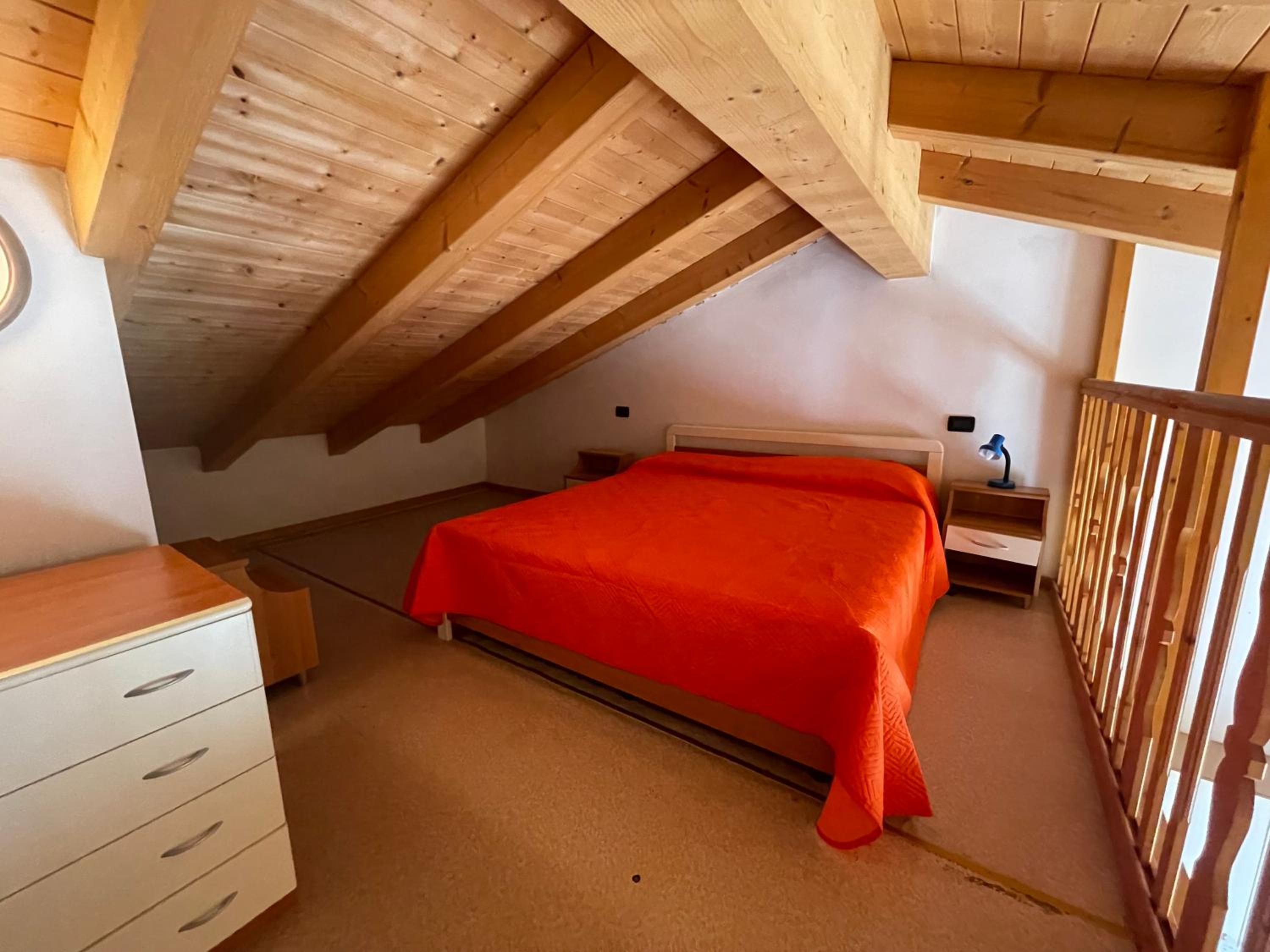 Maisonette photo 2