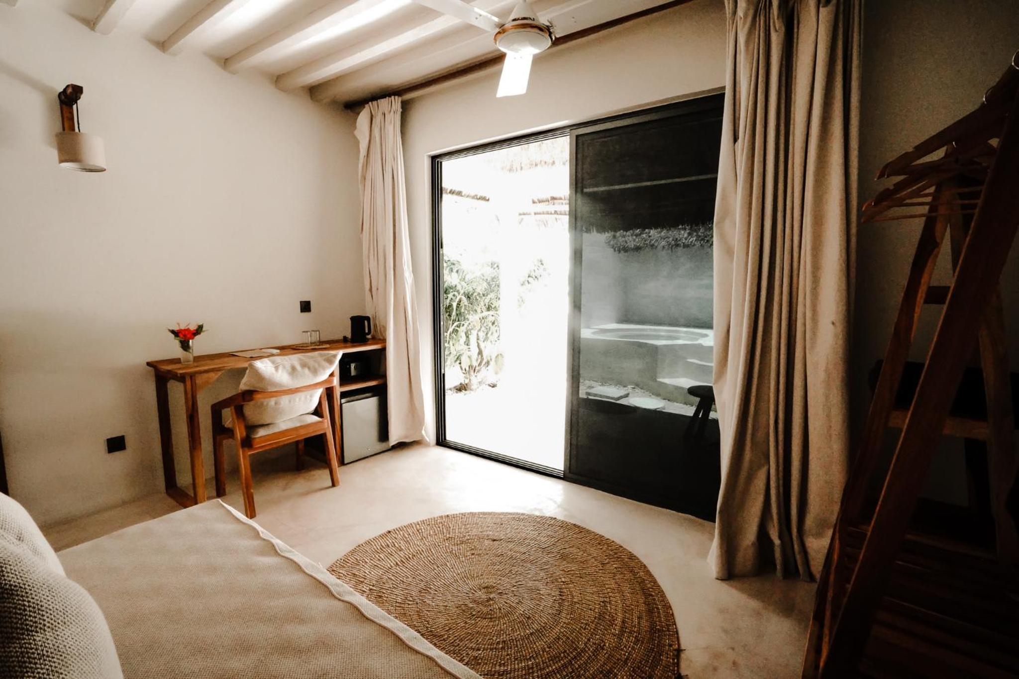 Deluxe Bungalow