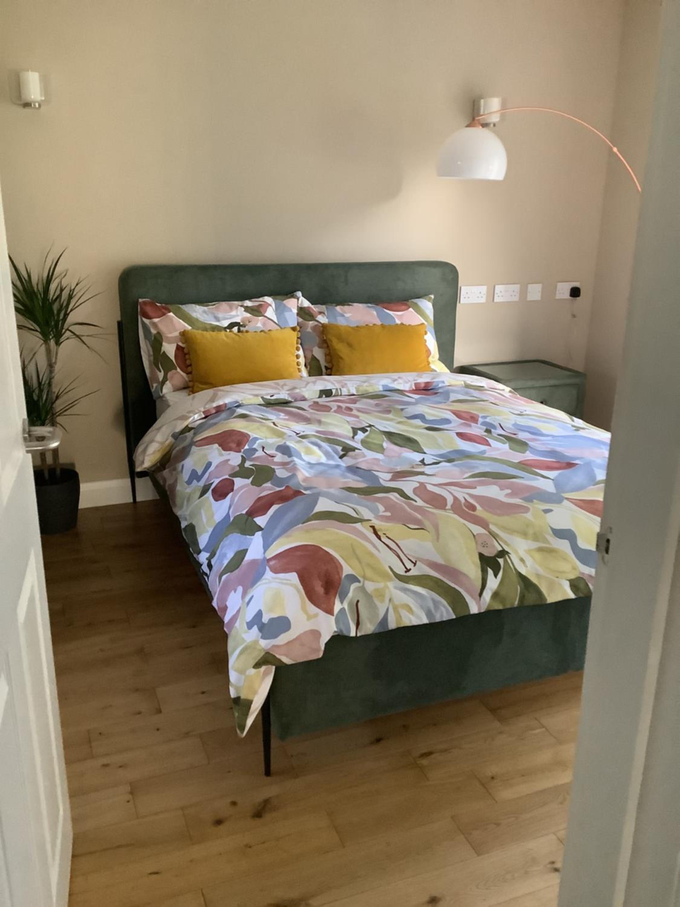 One-Bedroom House photo 1