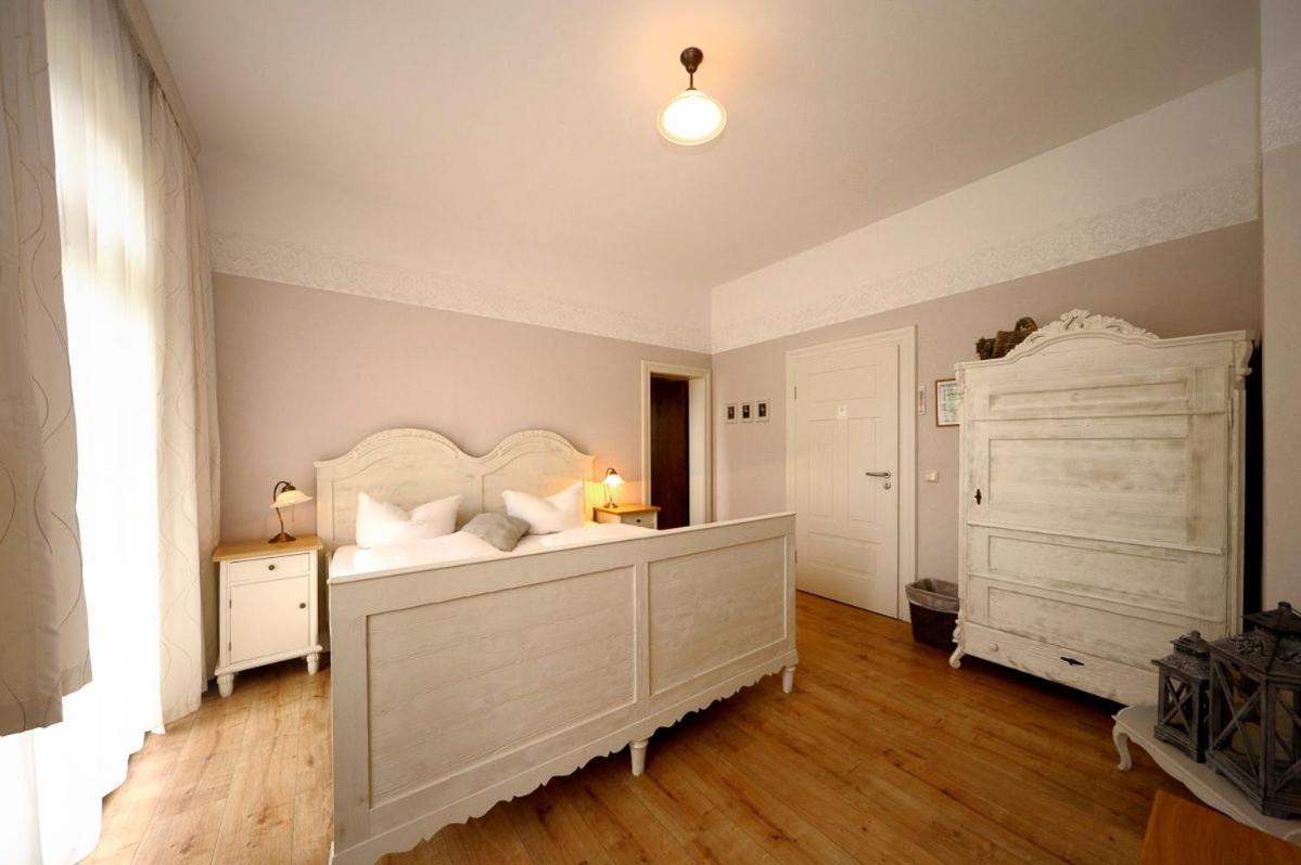 Double Room with Balcony photo 2