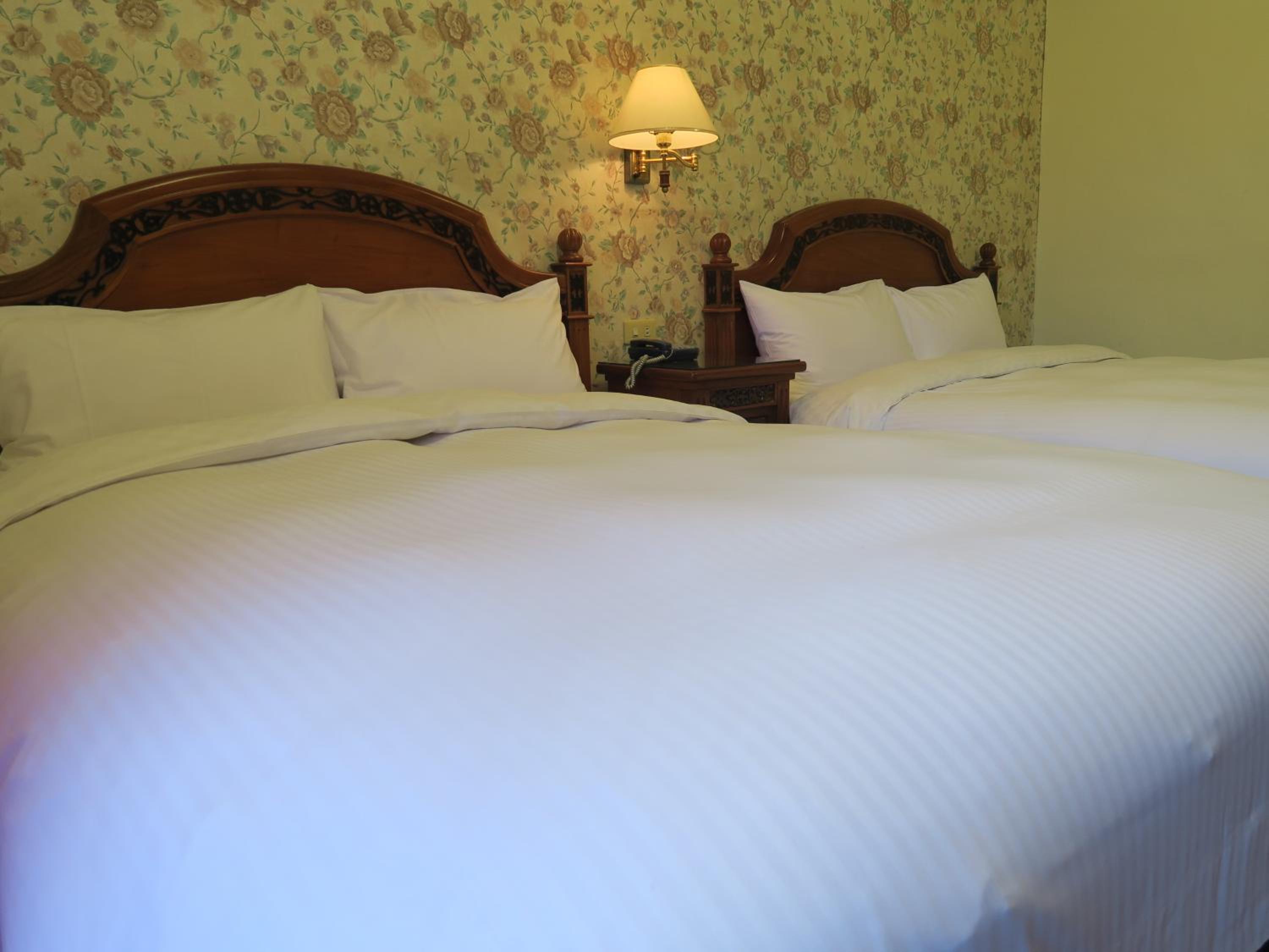 Economy Quadruple Room photo 2