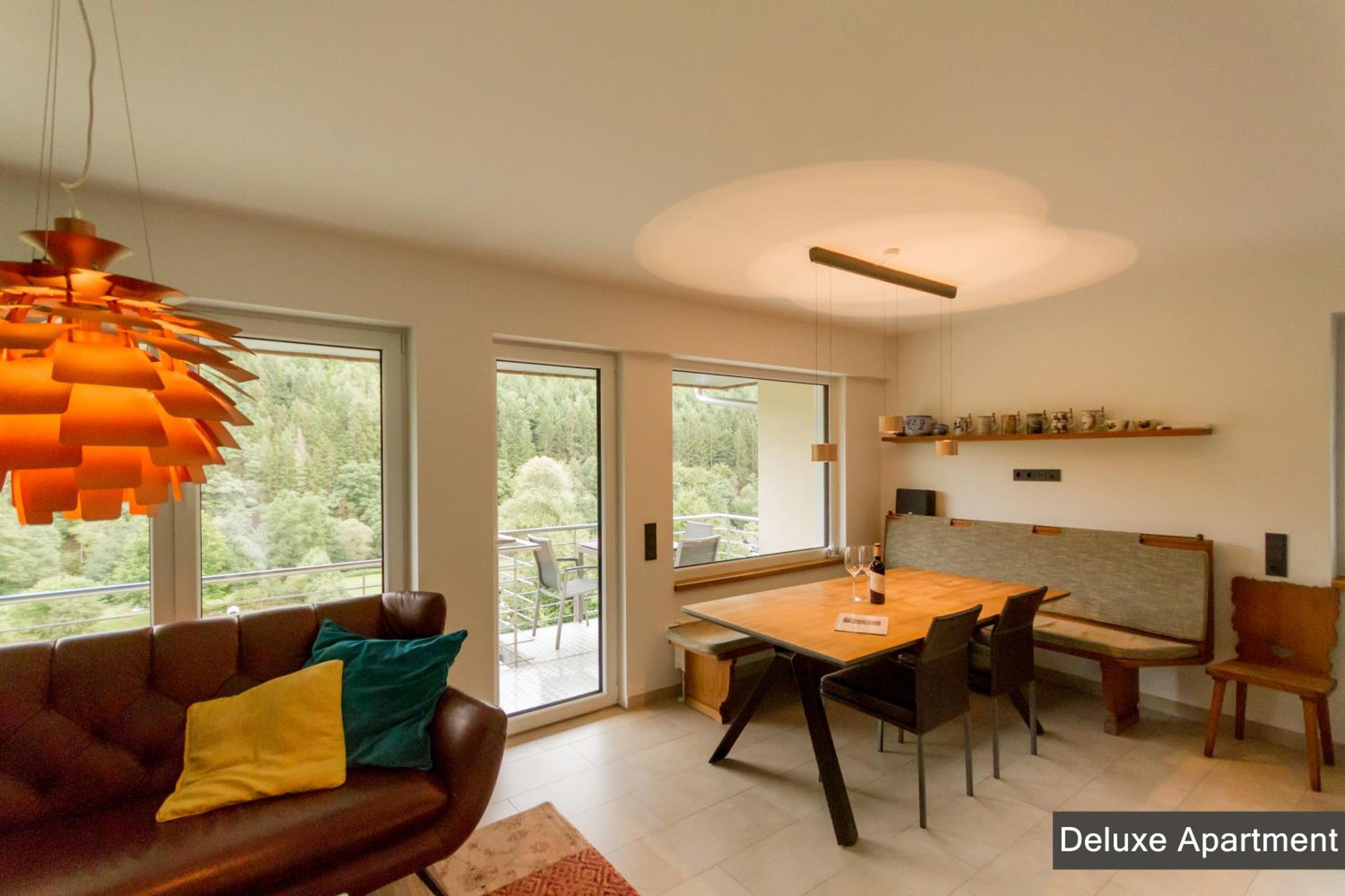 Deluxe Apartment