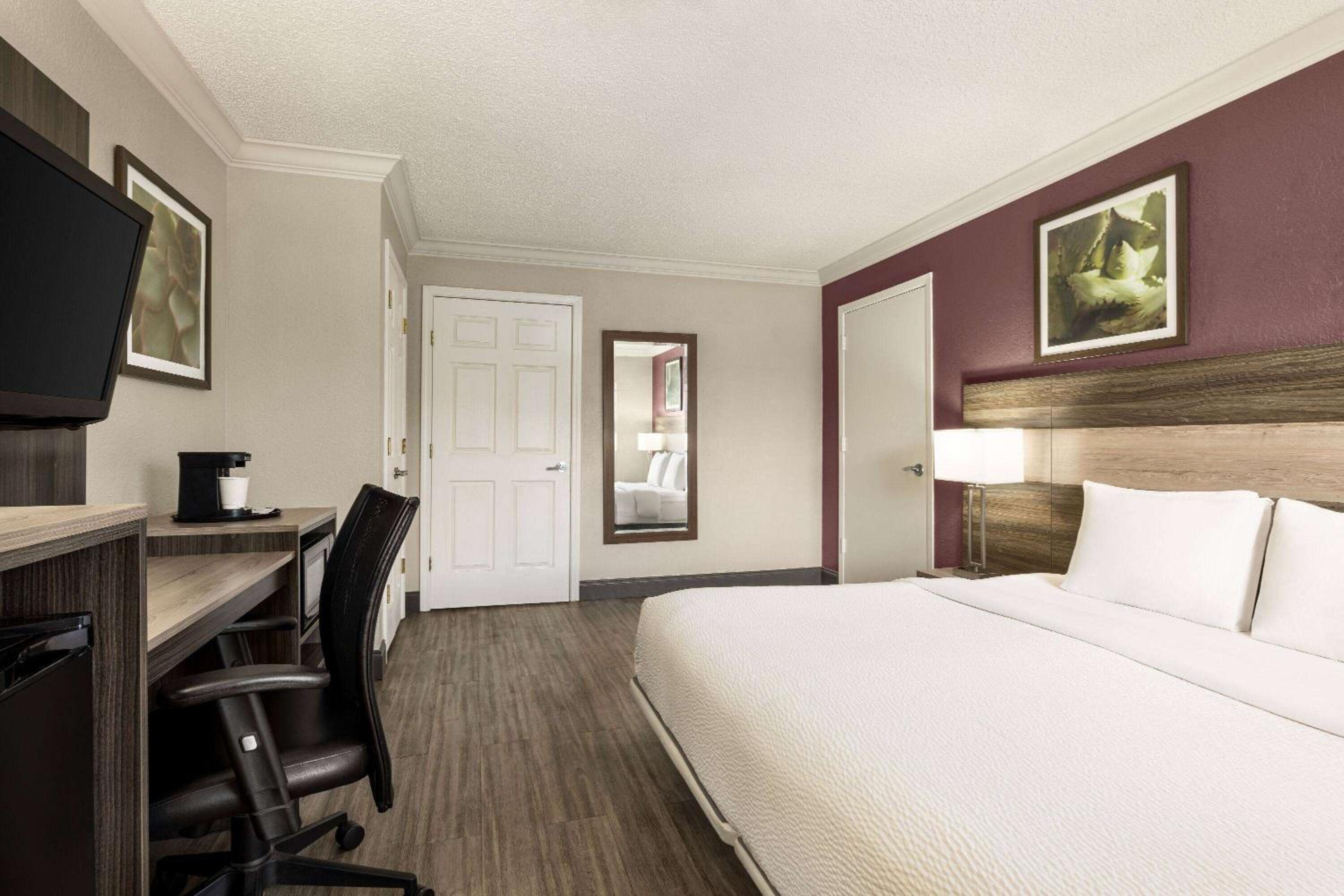King Room - Photo 5