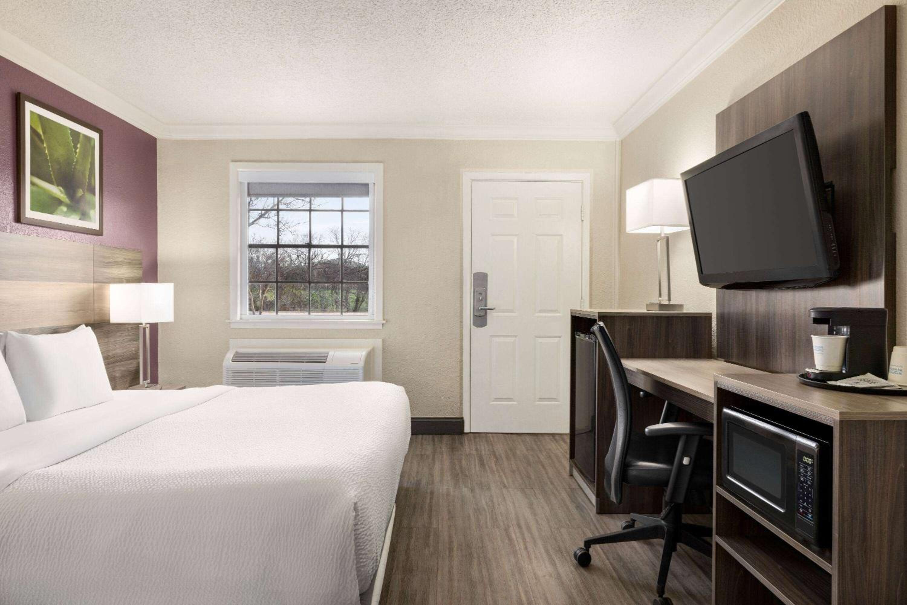King Room - Photo 8