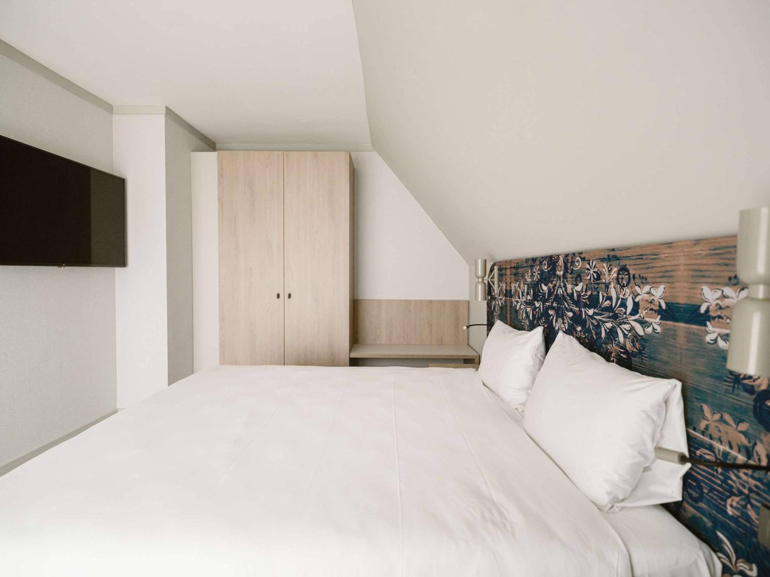 Classic King Room - Photo 4