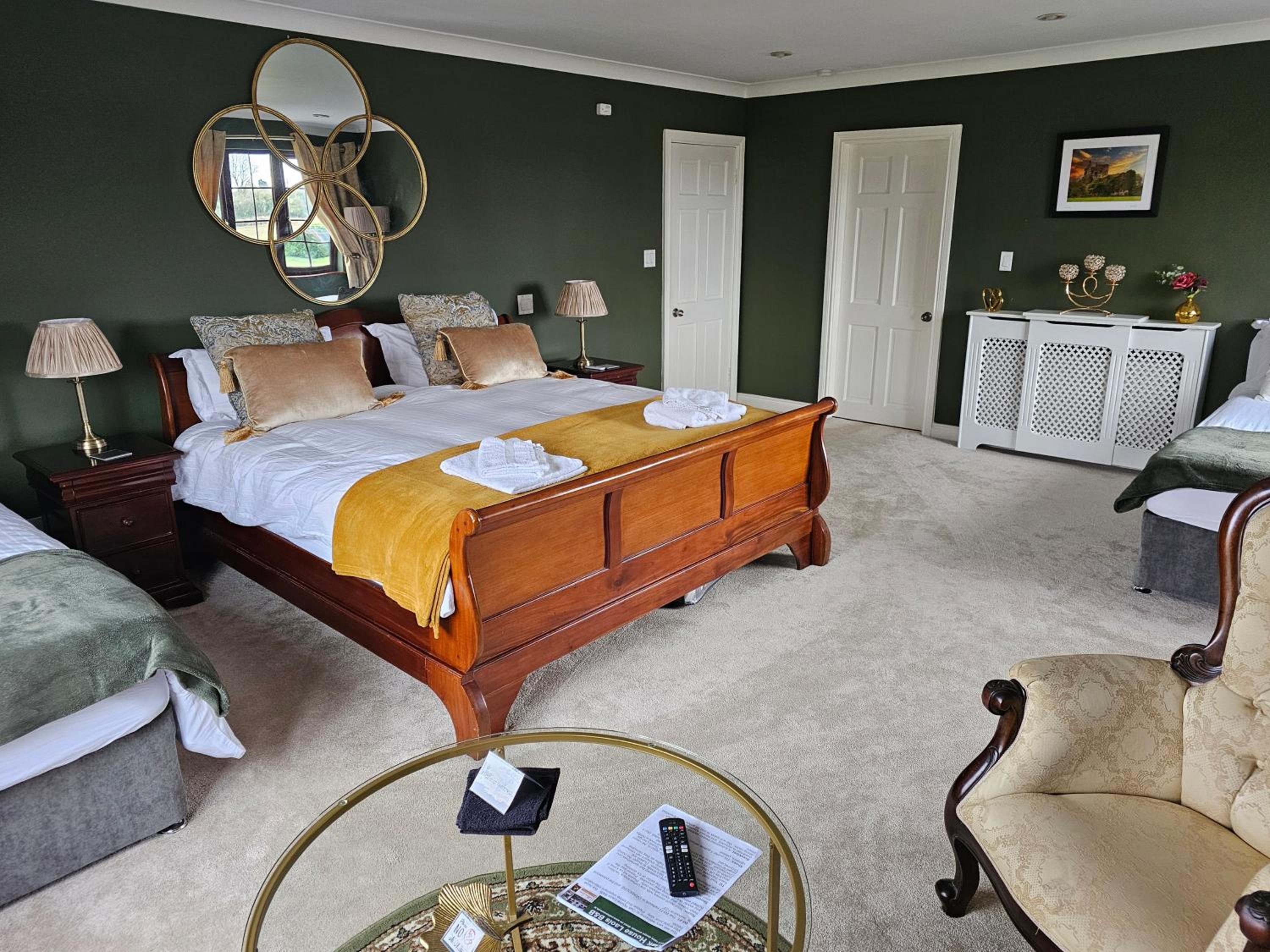 Superior King Room