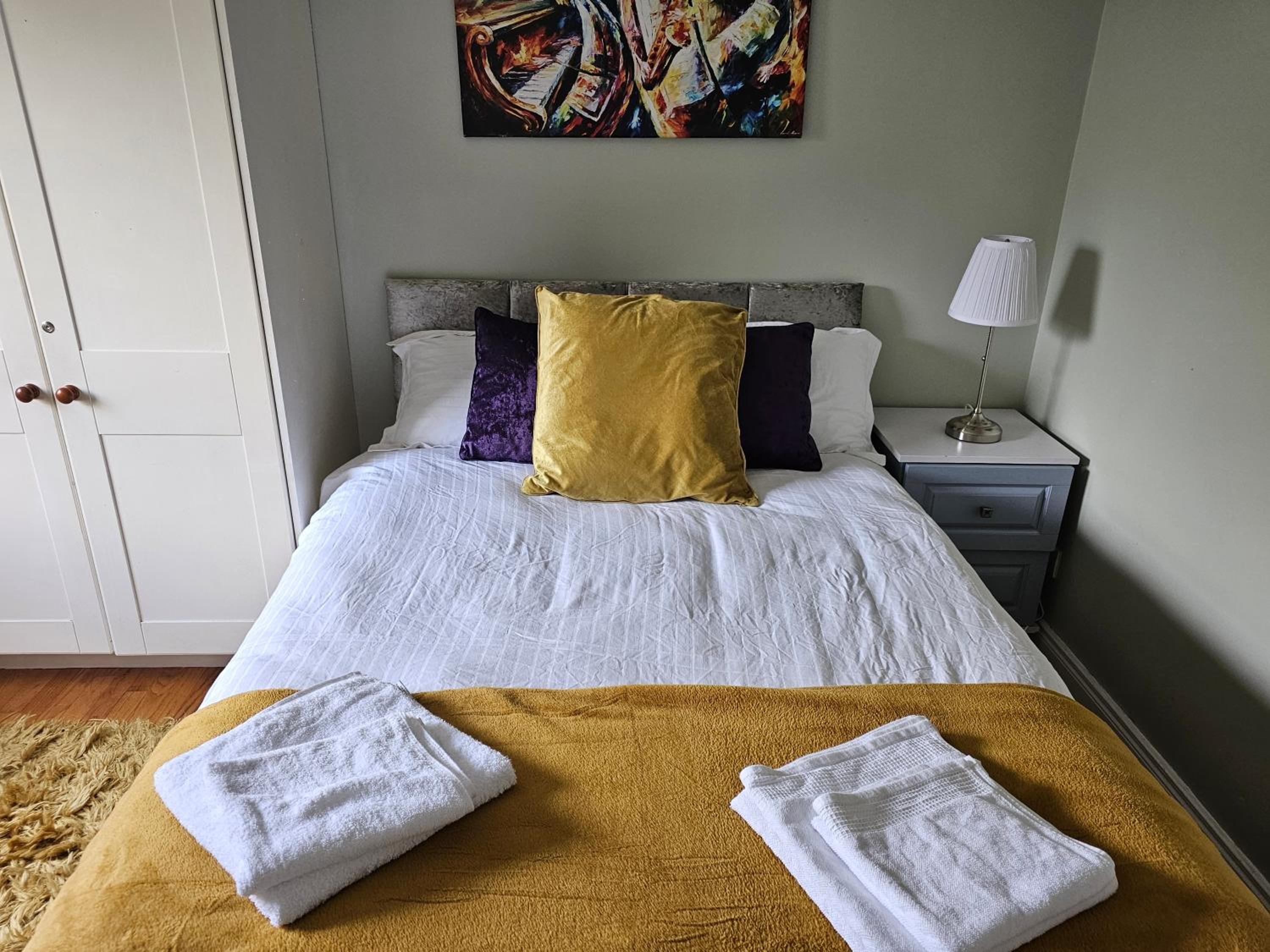 Double Room with Shared Bathroom