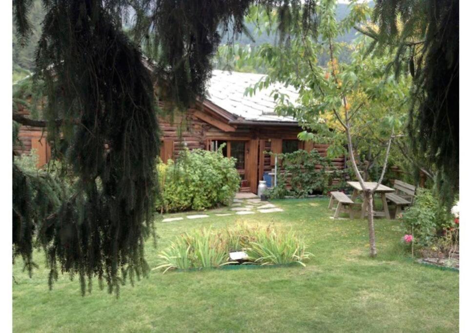 Villa photo 2