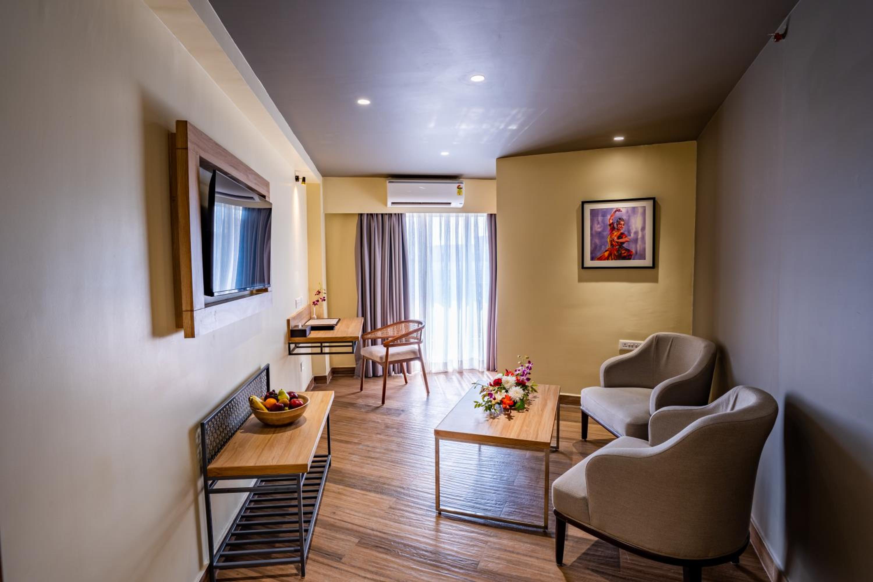 Premium with Balcony Partial Sea view - Enjoy Complimentary Hi-Tea - Photo 4