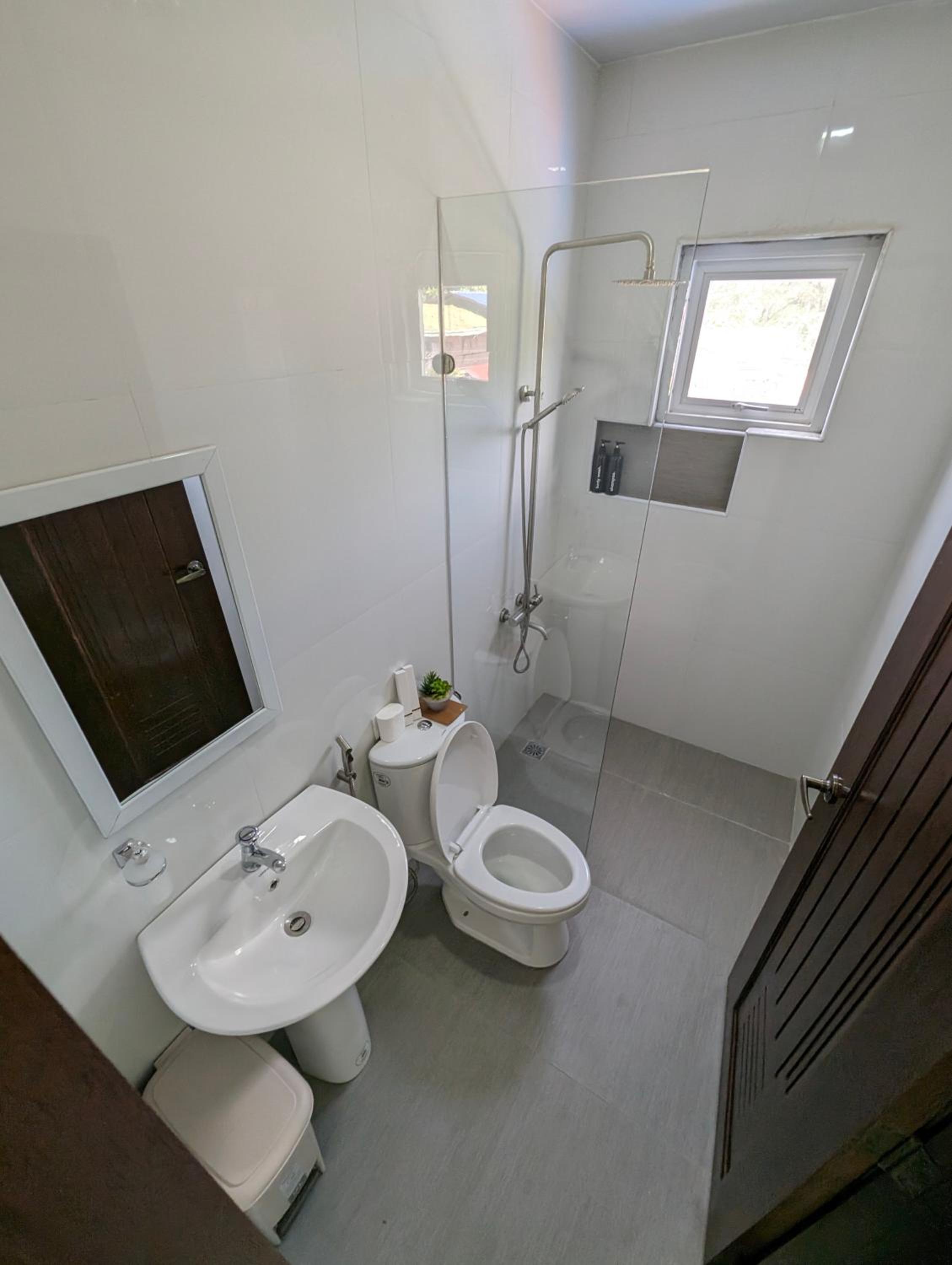 Deluxe Triple Room - Photo 10