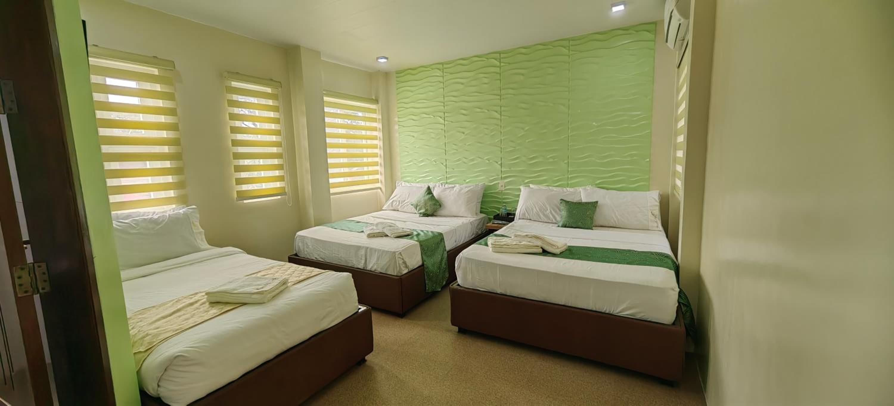 Three-Bedroom Suite photo 2