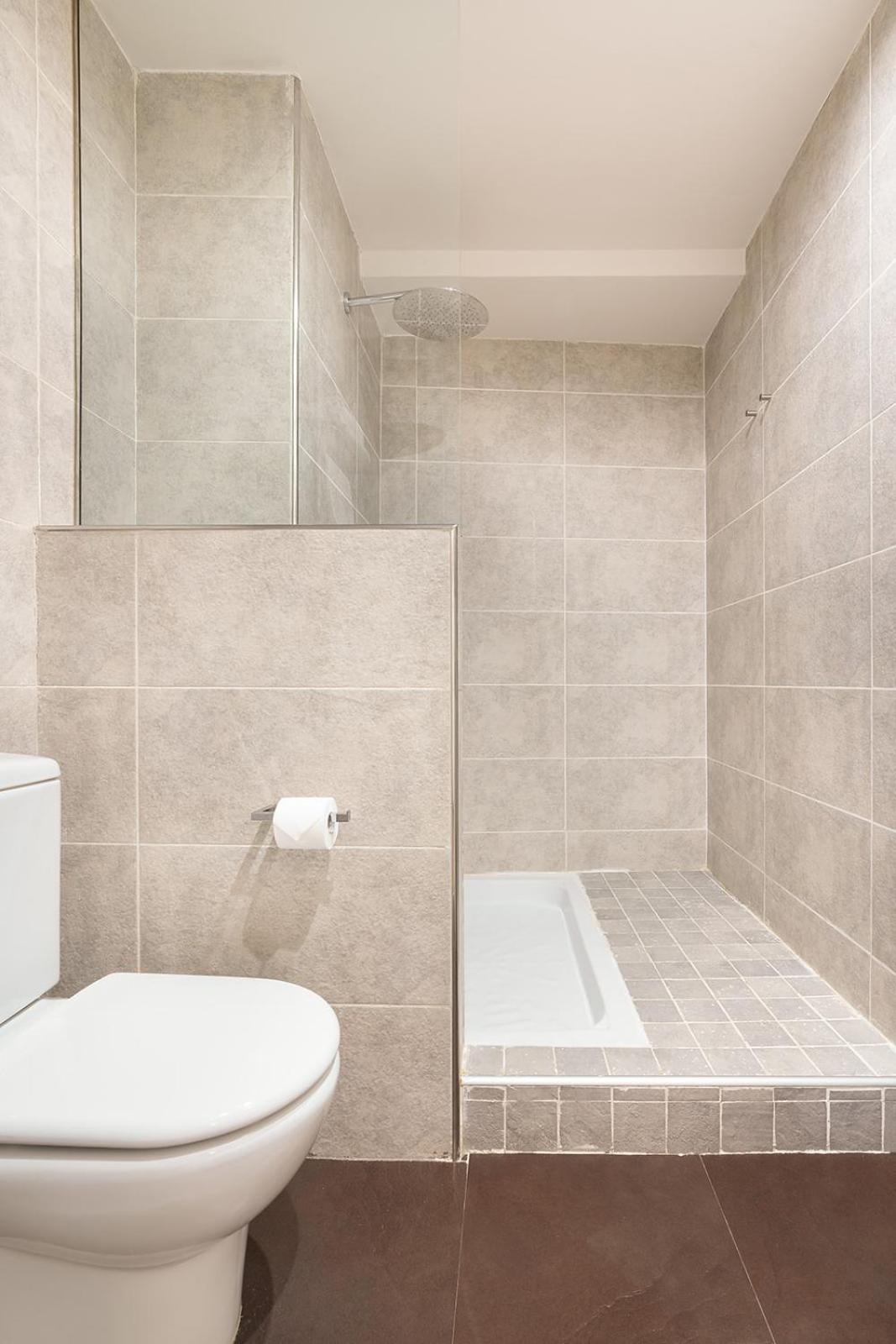 Double Room - Photo 21
