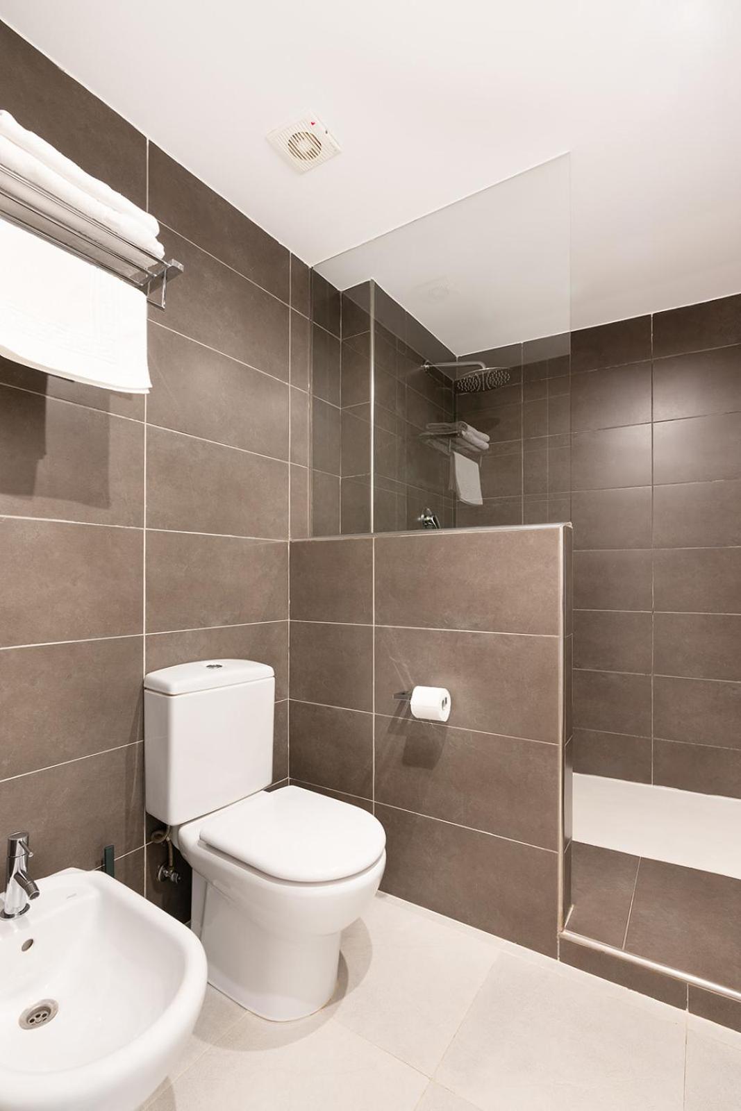 Double Room - Photo 44