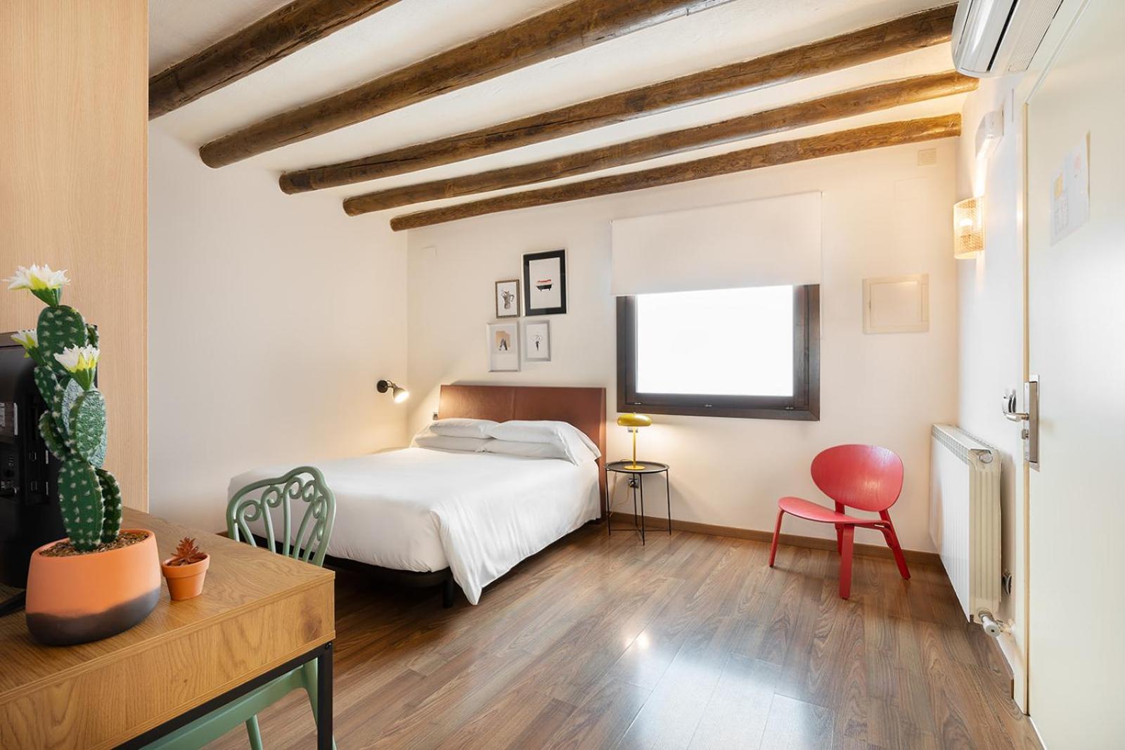 Double Room - Photo 5