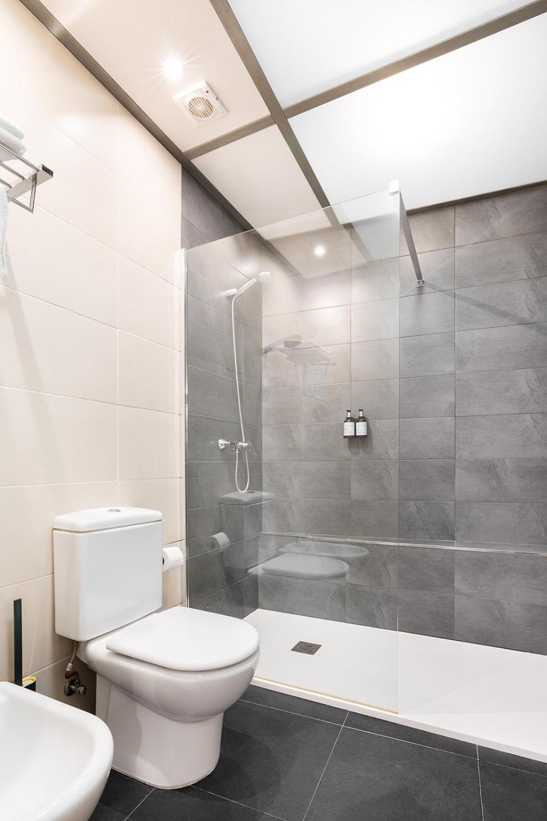 Double Room - Photo 49