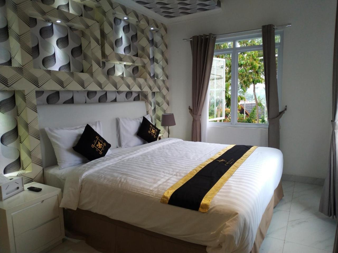 Violet 1 Villa (Exclude Resort Fee & Parking Fee) photo 1