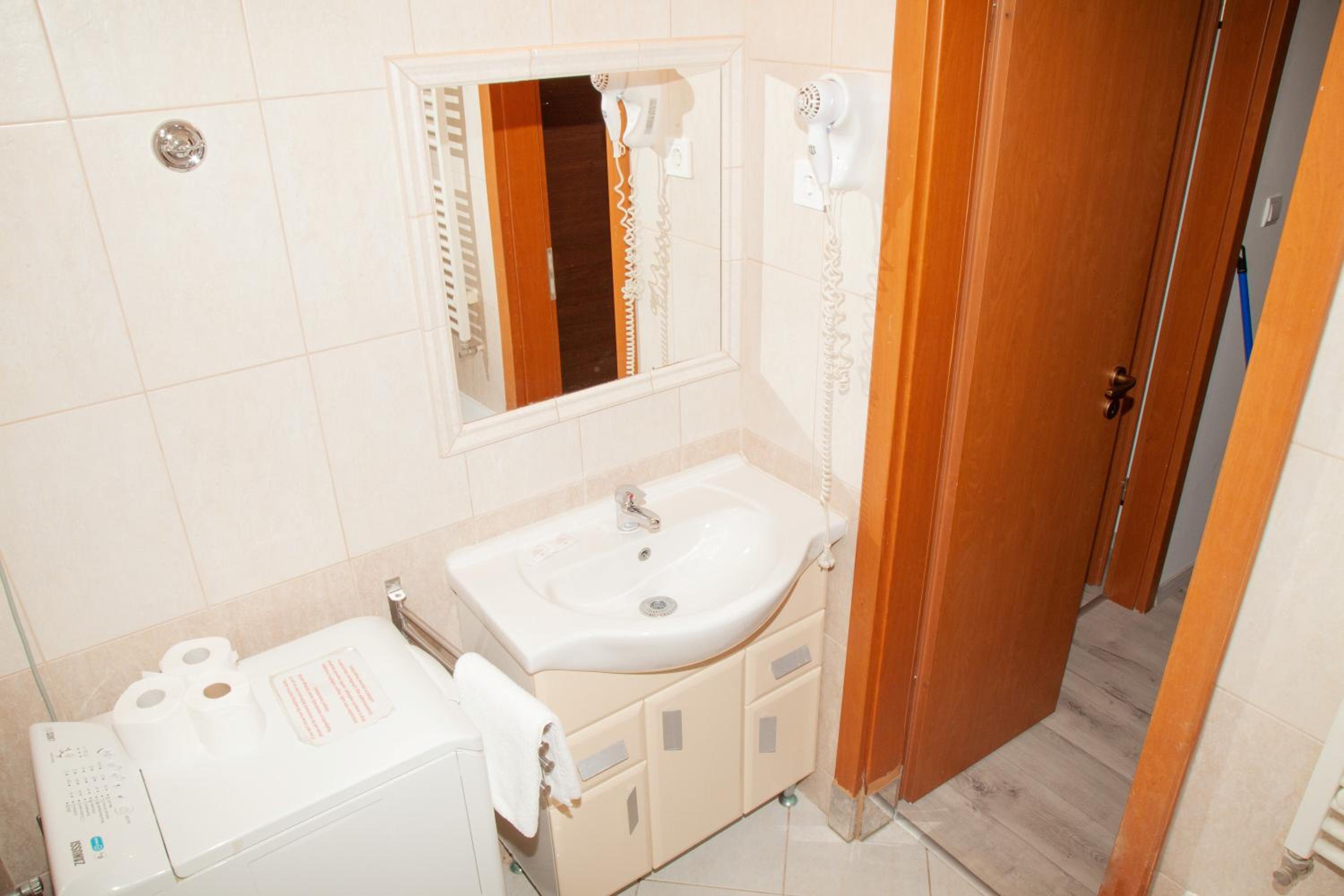  Superior One-Bedroom Apartment with Air-conditioning   - Photo 8