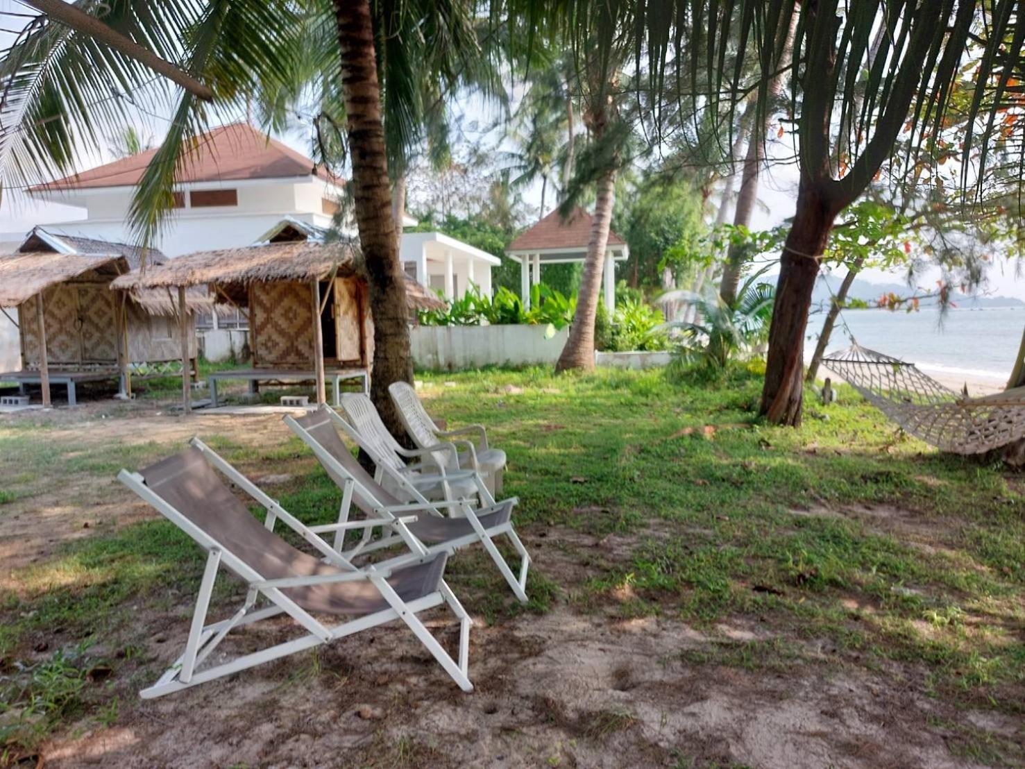 Deluxe Double Room with Sea View photo 3