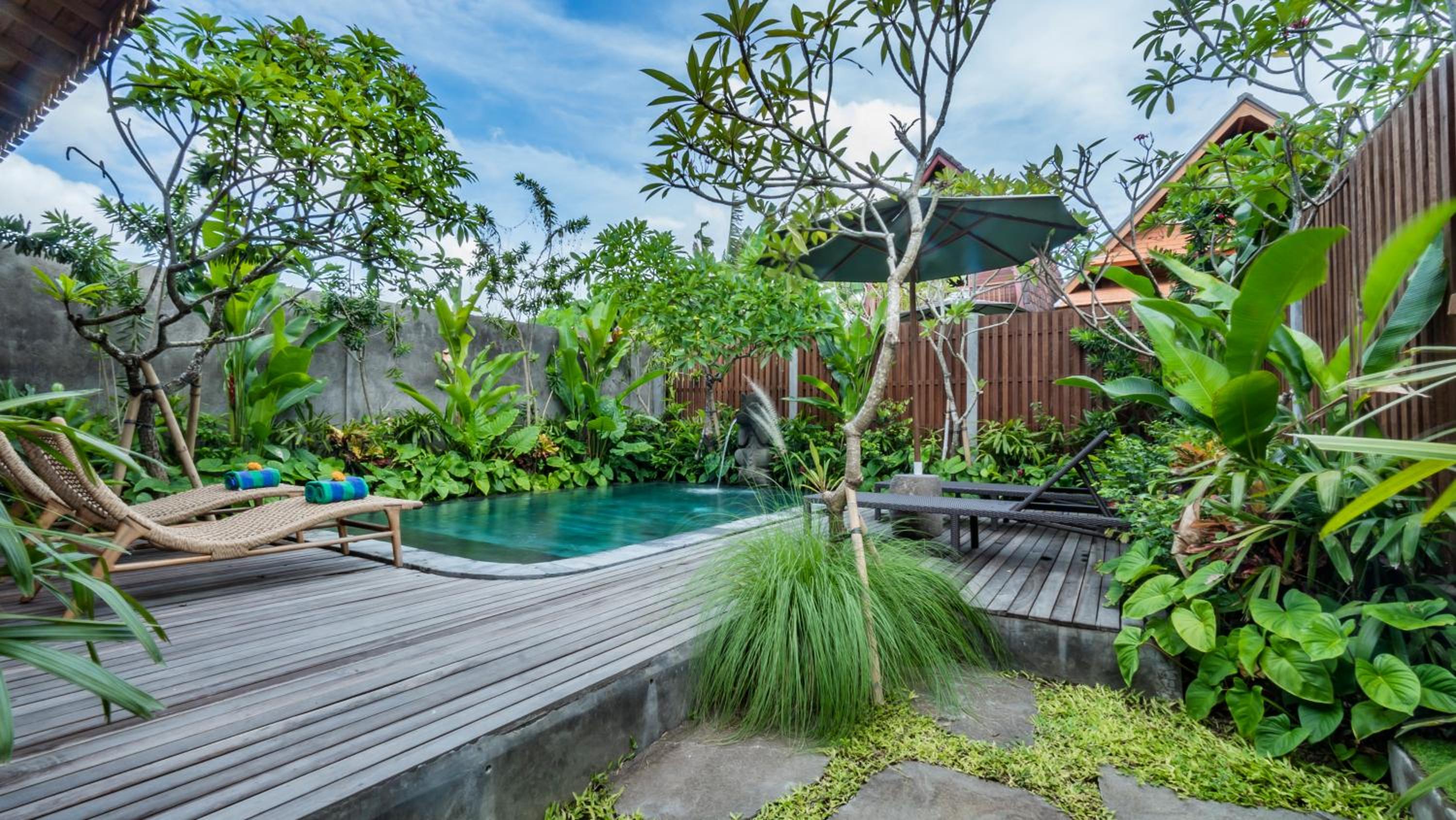 Villa with Private Pool - Photo 5