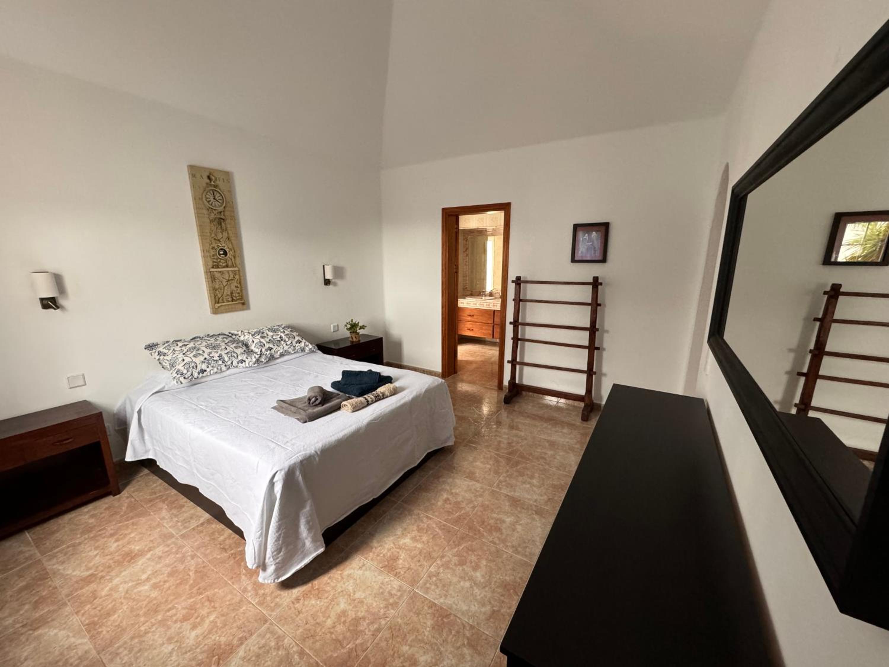 Villa photo 2