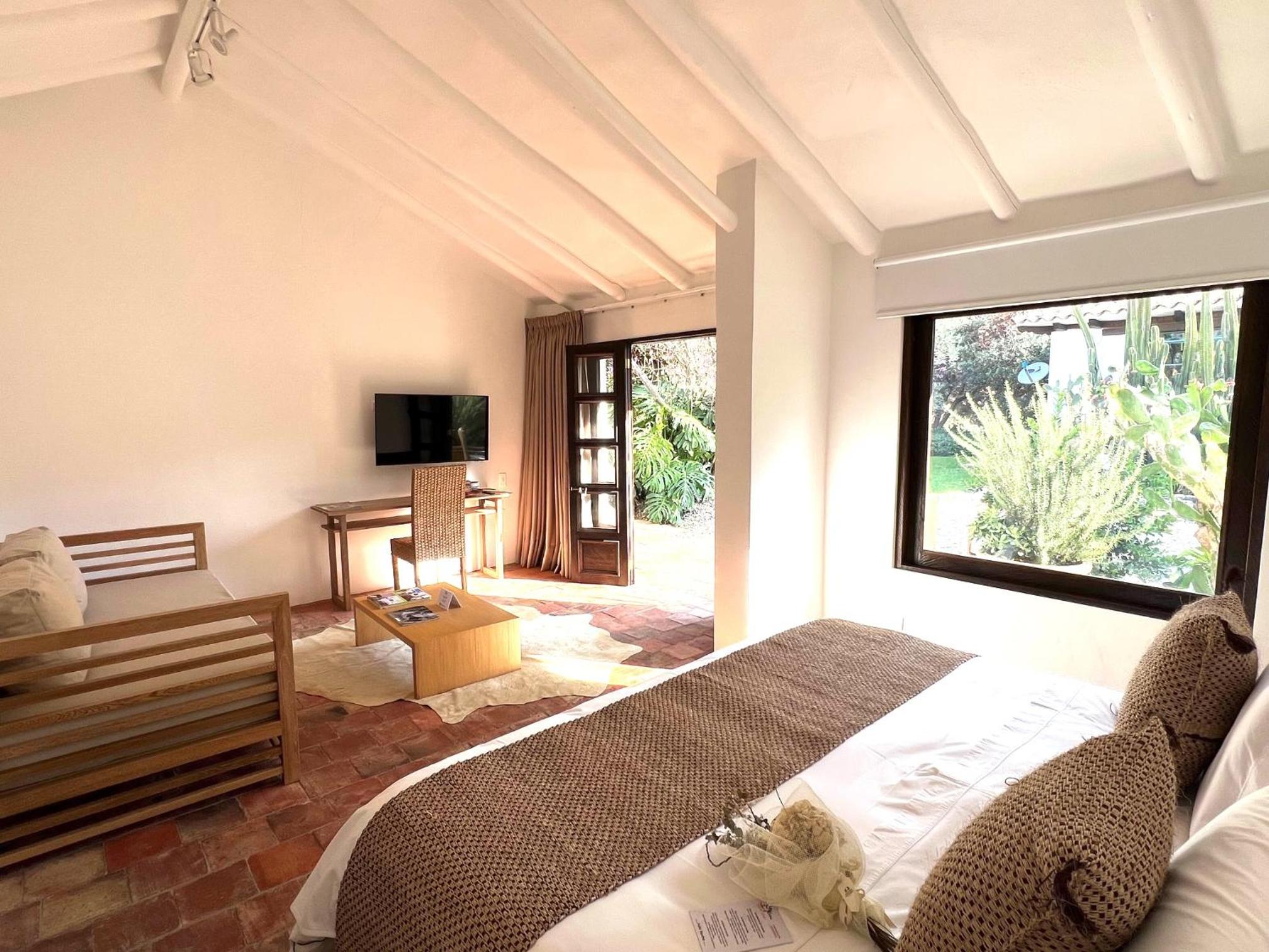 Deluxe Suite photo 2