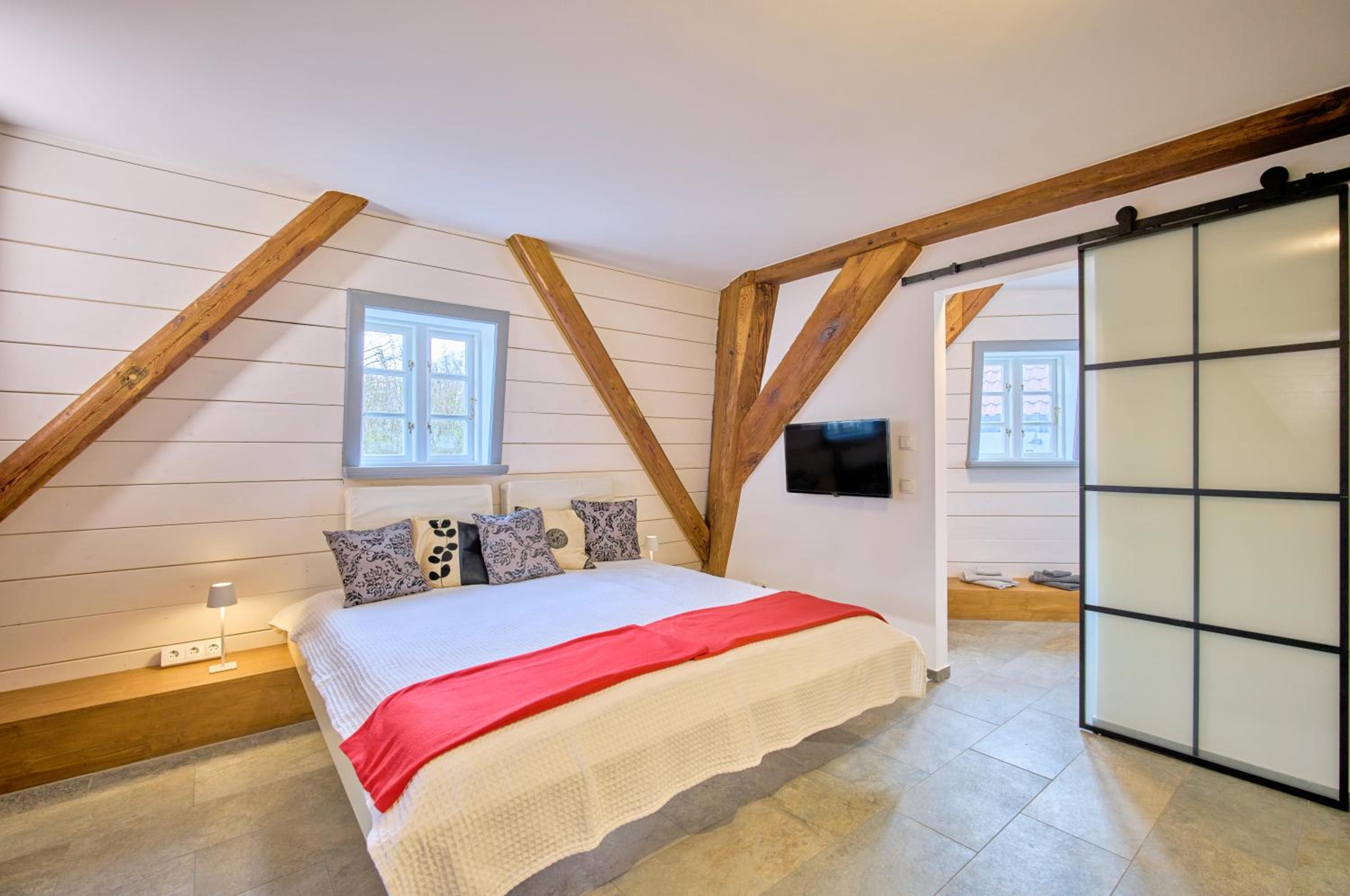 Studio Apartment photo 3