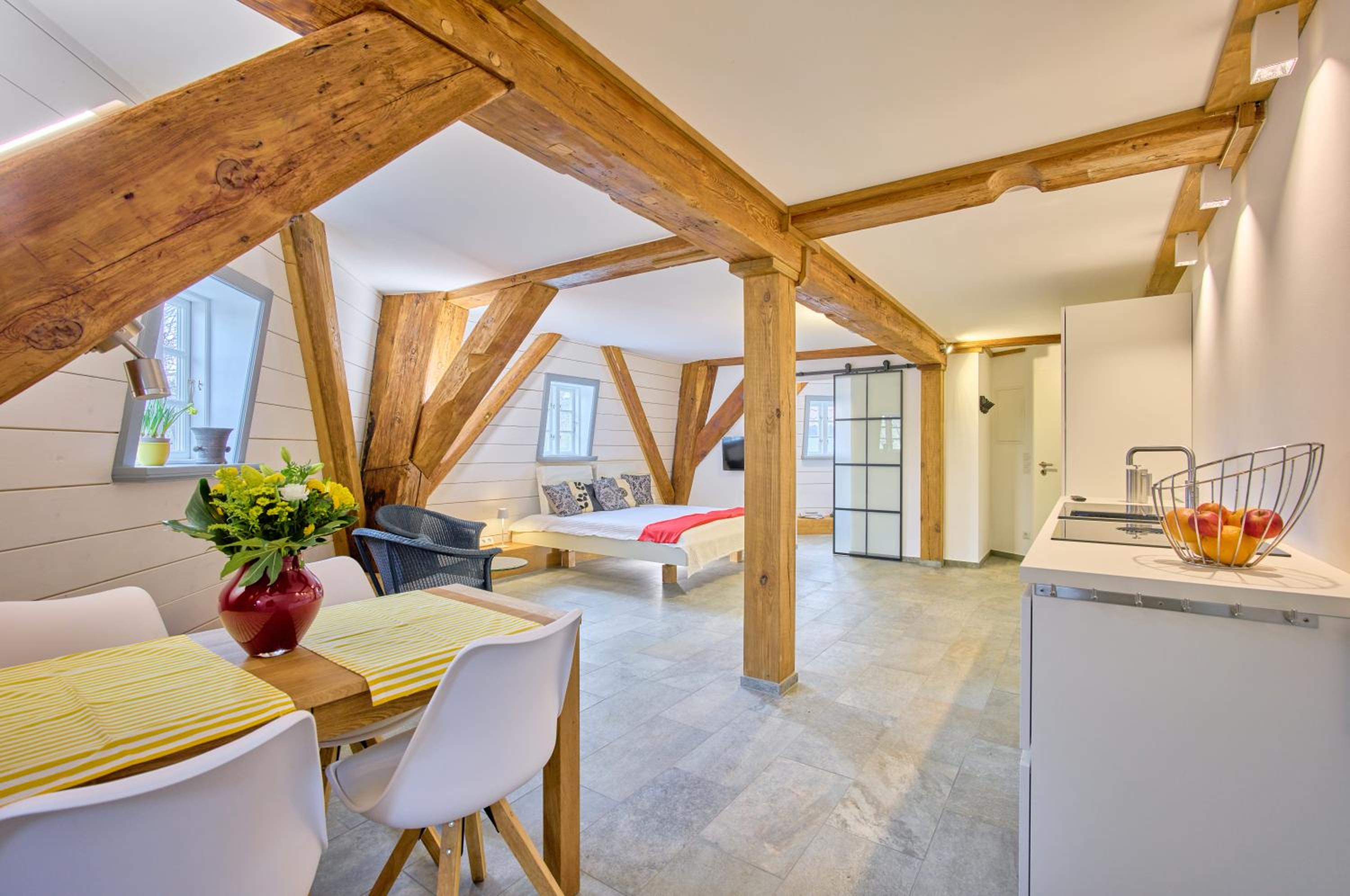 Studio Apartment photo 2