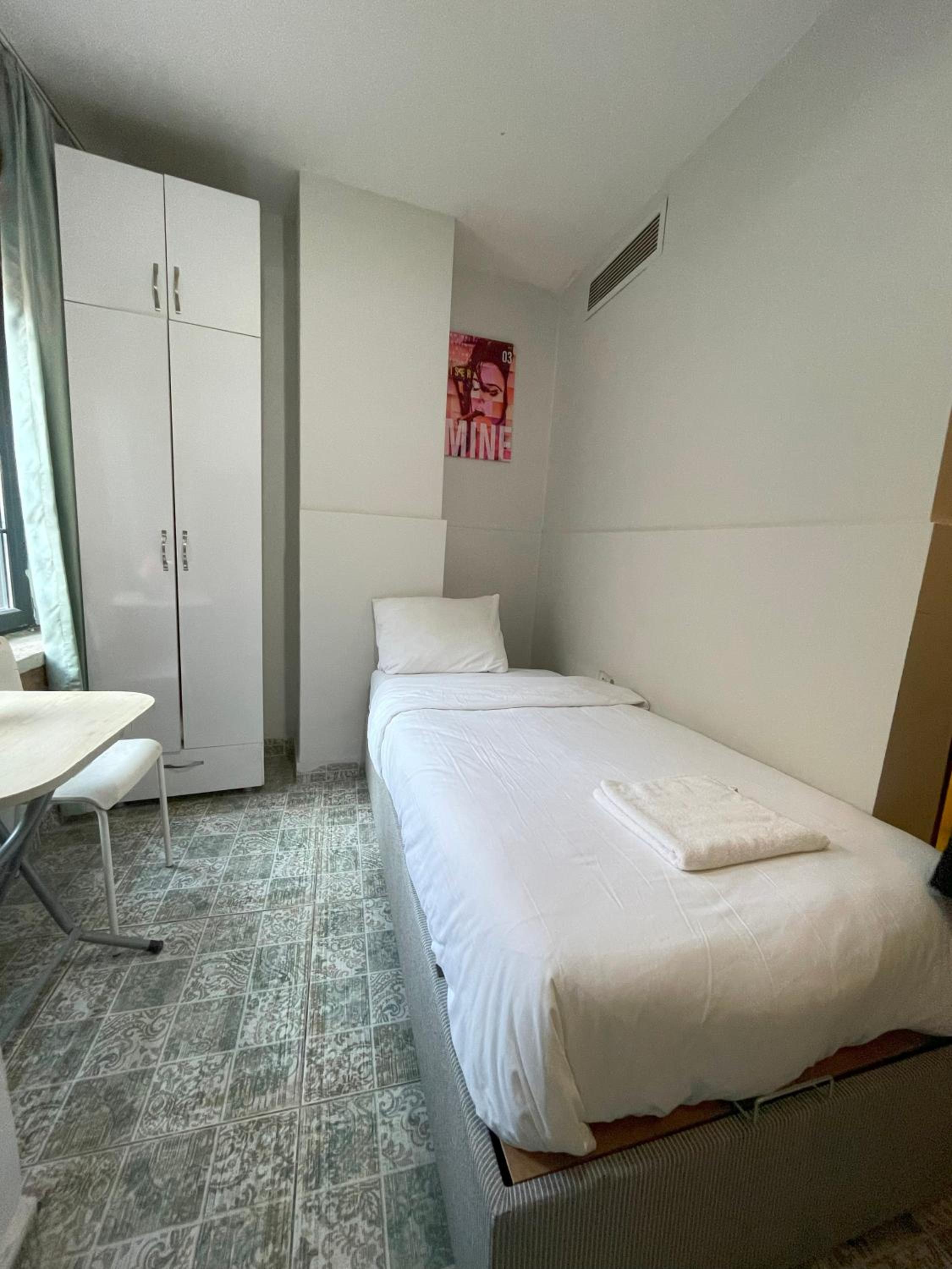 Economy Single Room photo 2