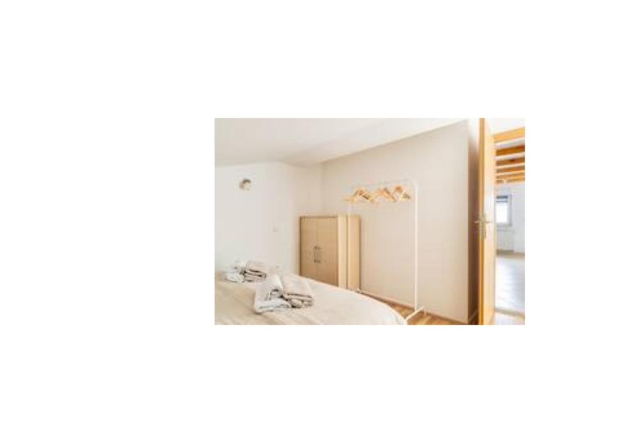 One-Bedroom Apartment - Photo 43