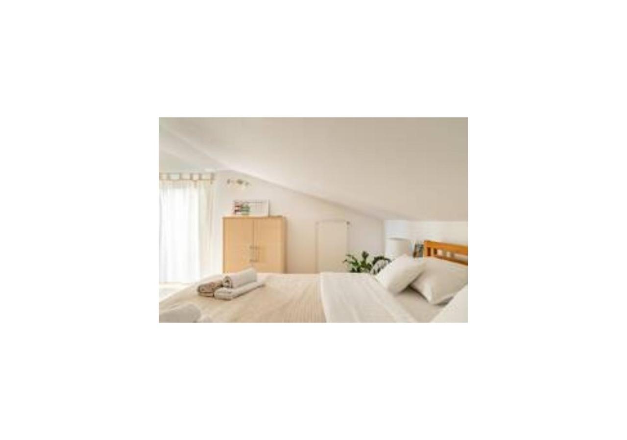 One-Bedroom Apartment - Photo 44