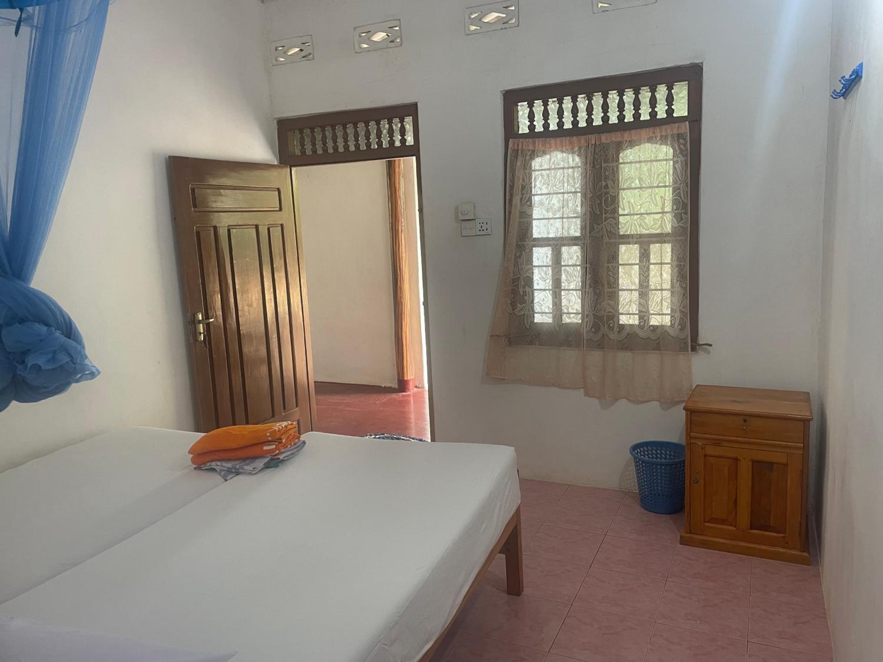 Budget Double Room photo 2