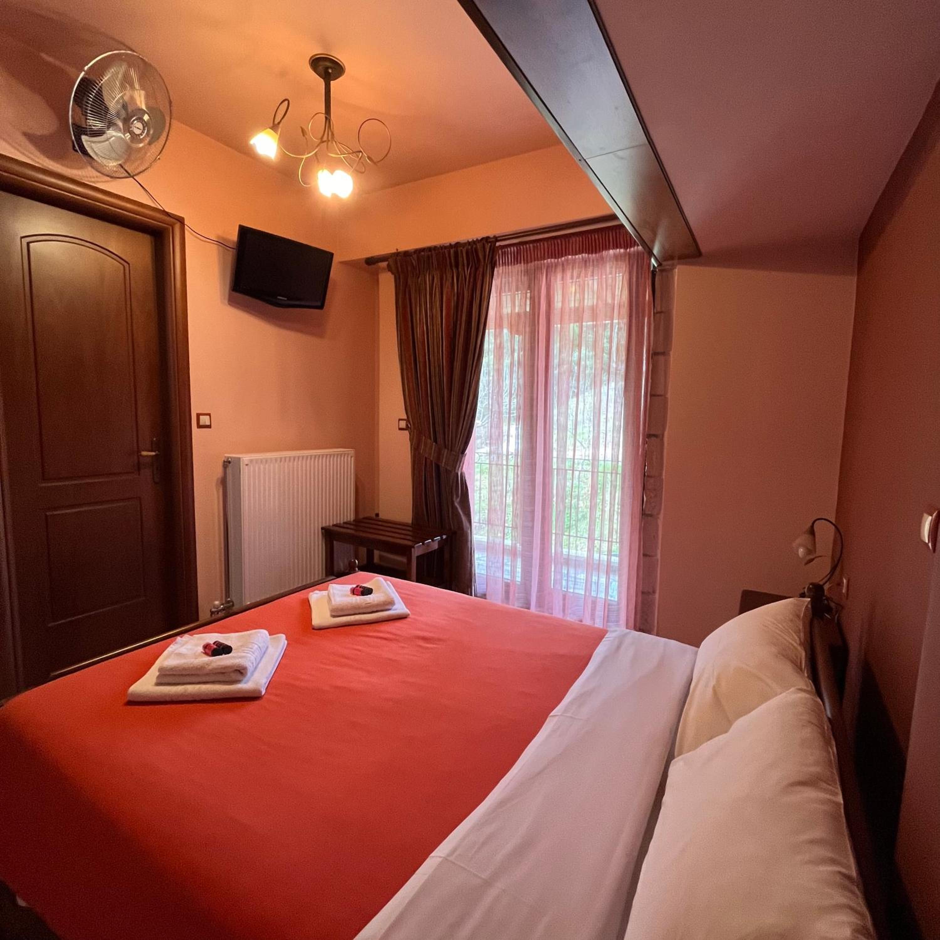 Single Room with Balcony photo 3