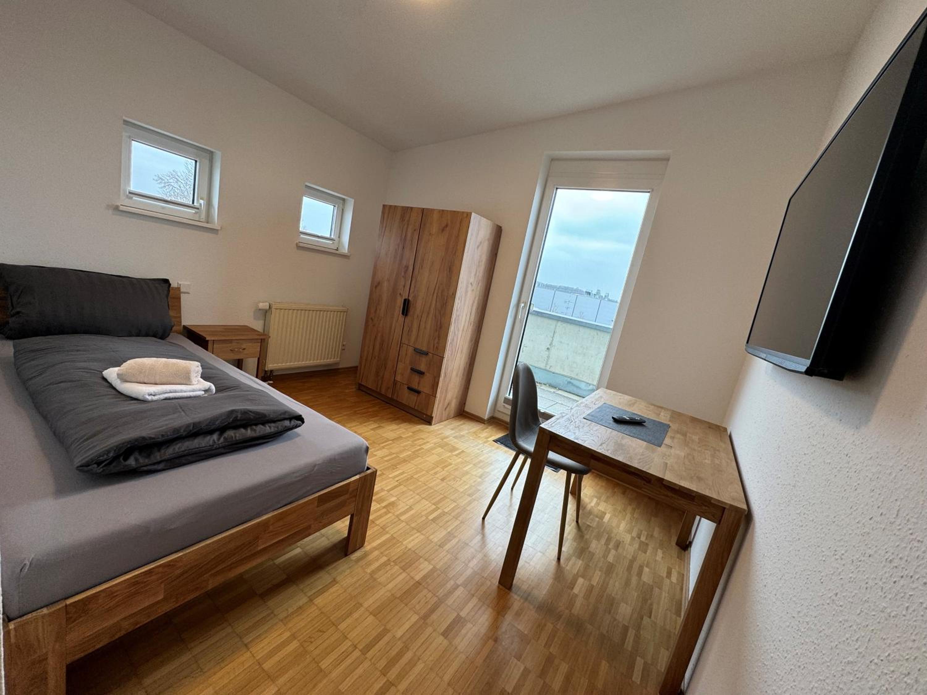 Apartment With Shared Bathroom