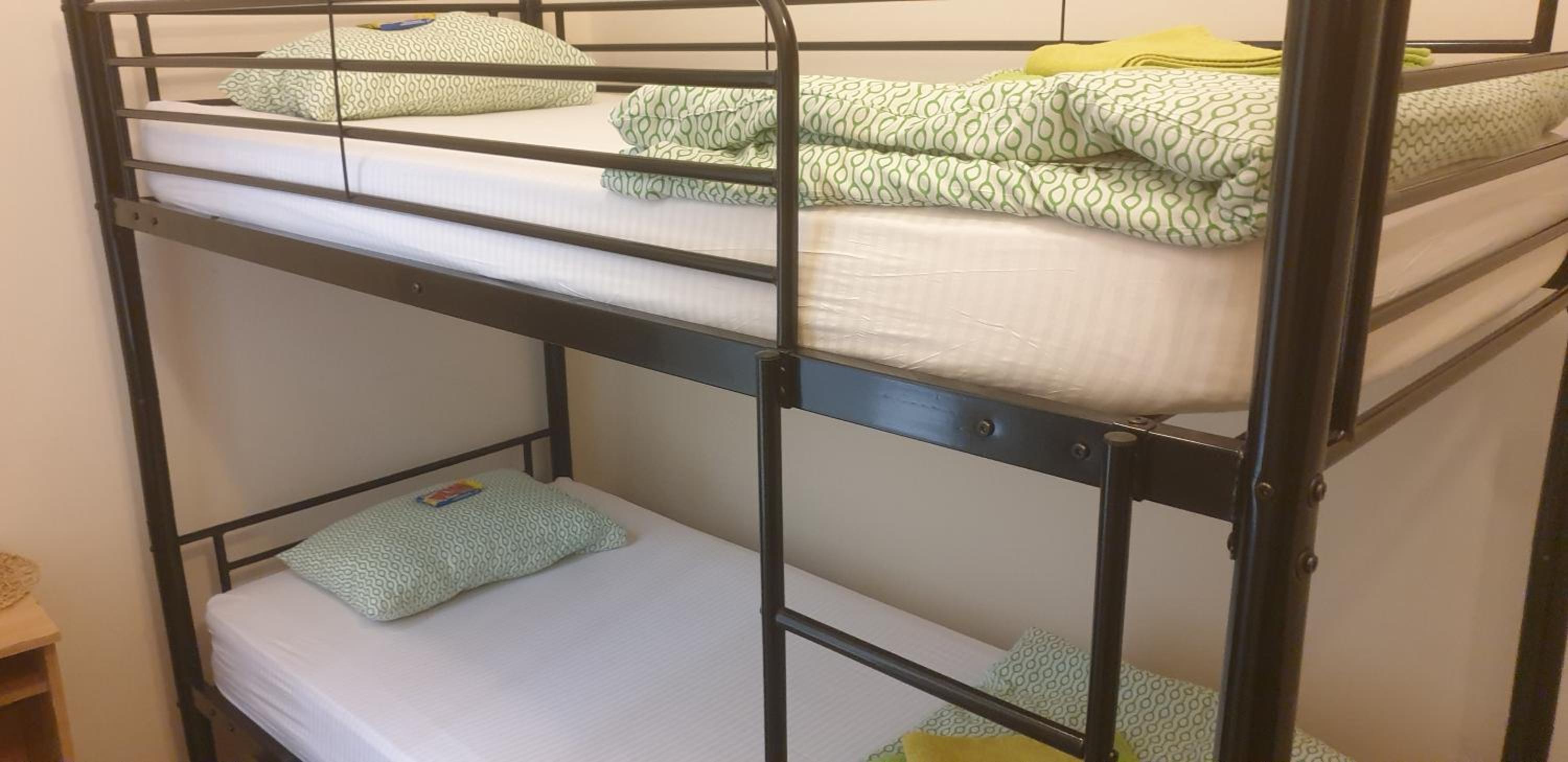 Economy Quadruple Room - Photo 1