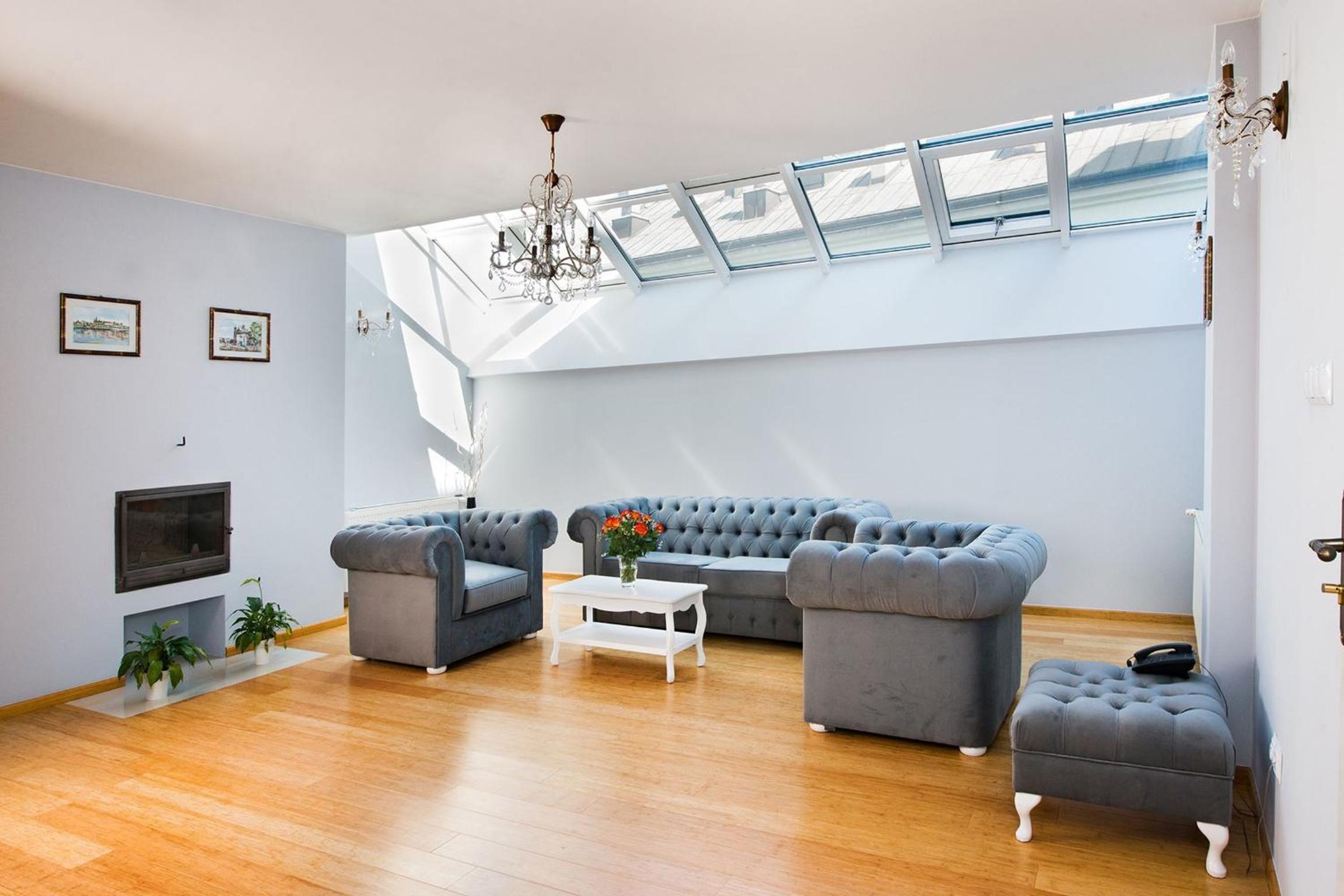Apartment - Photo 11